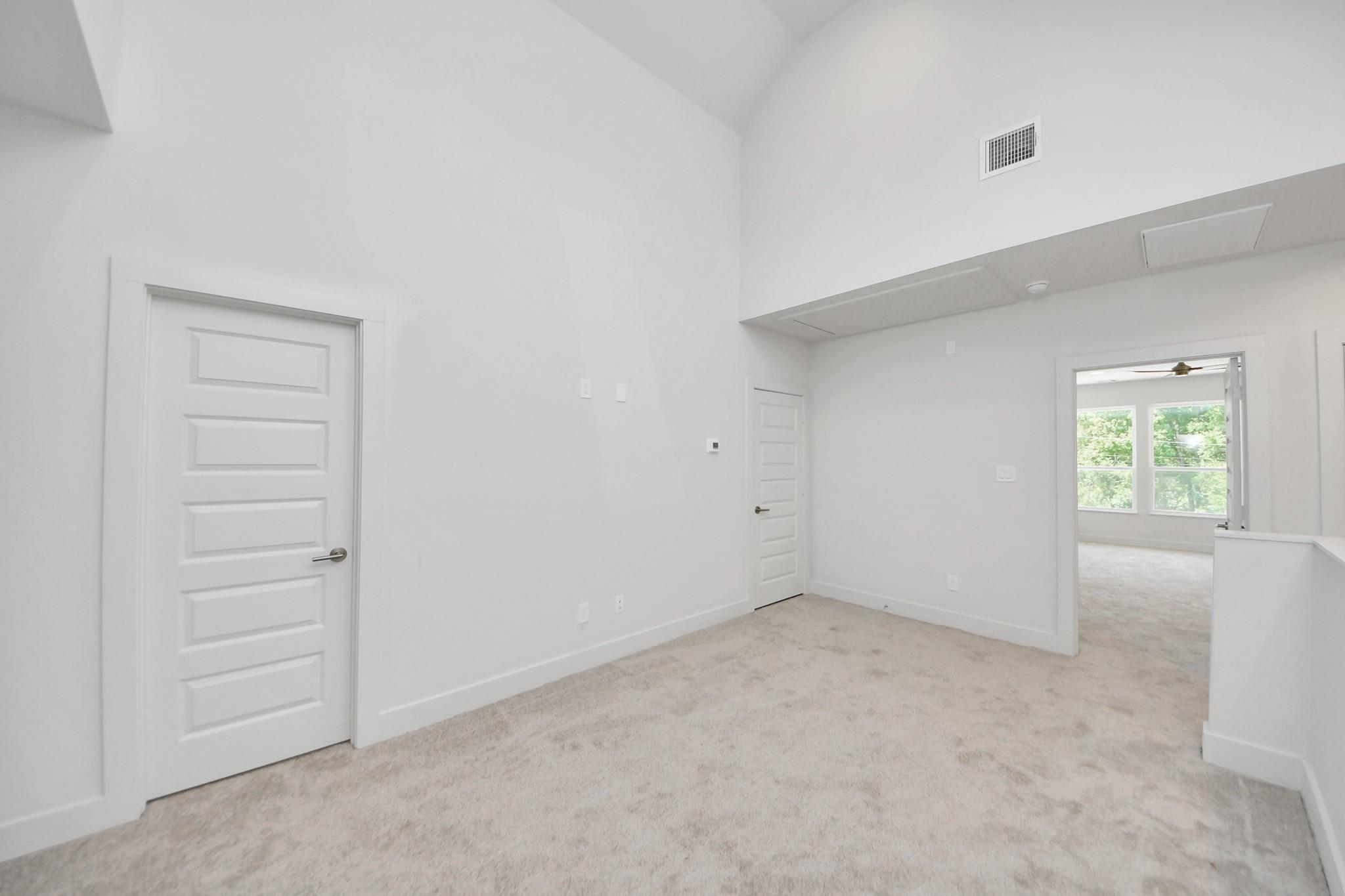 3015 Pelon Cay Drive