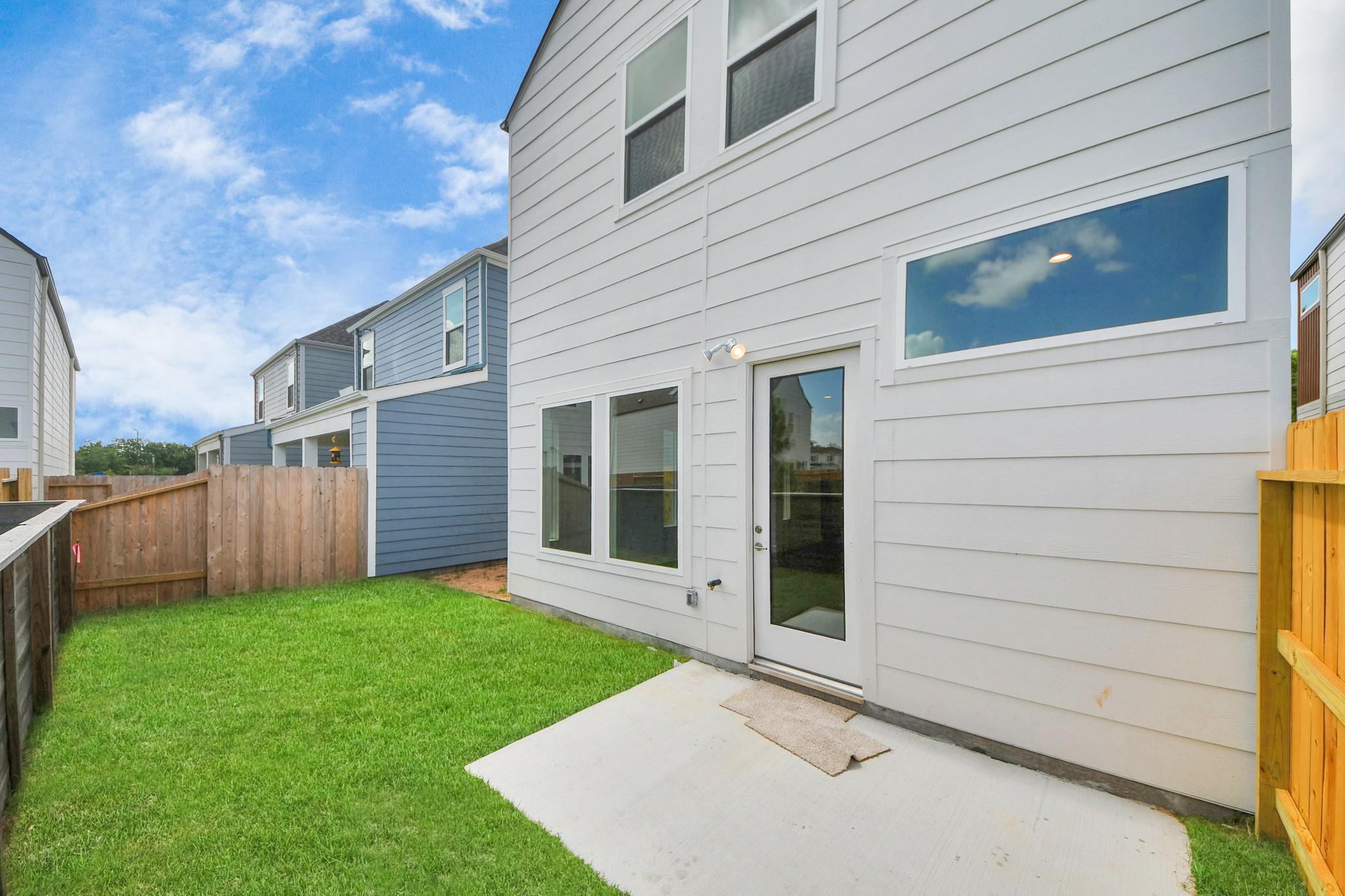 3015 Pelon Cay Drive