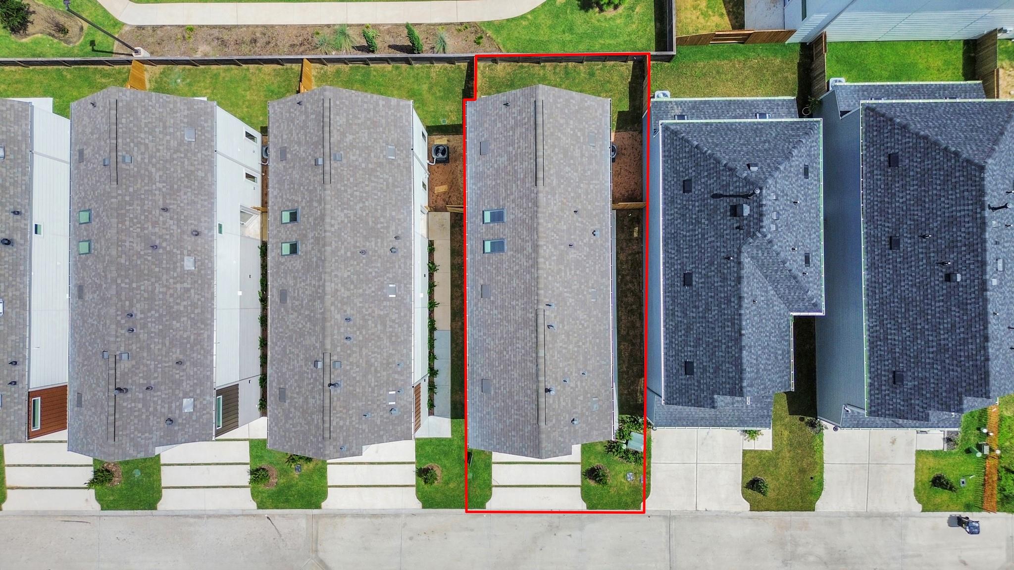 3015 Pelon Cay Drive