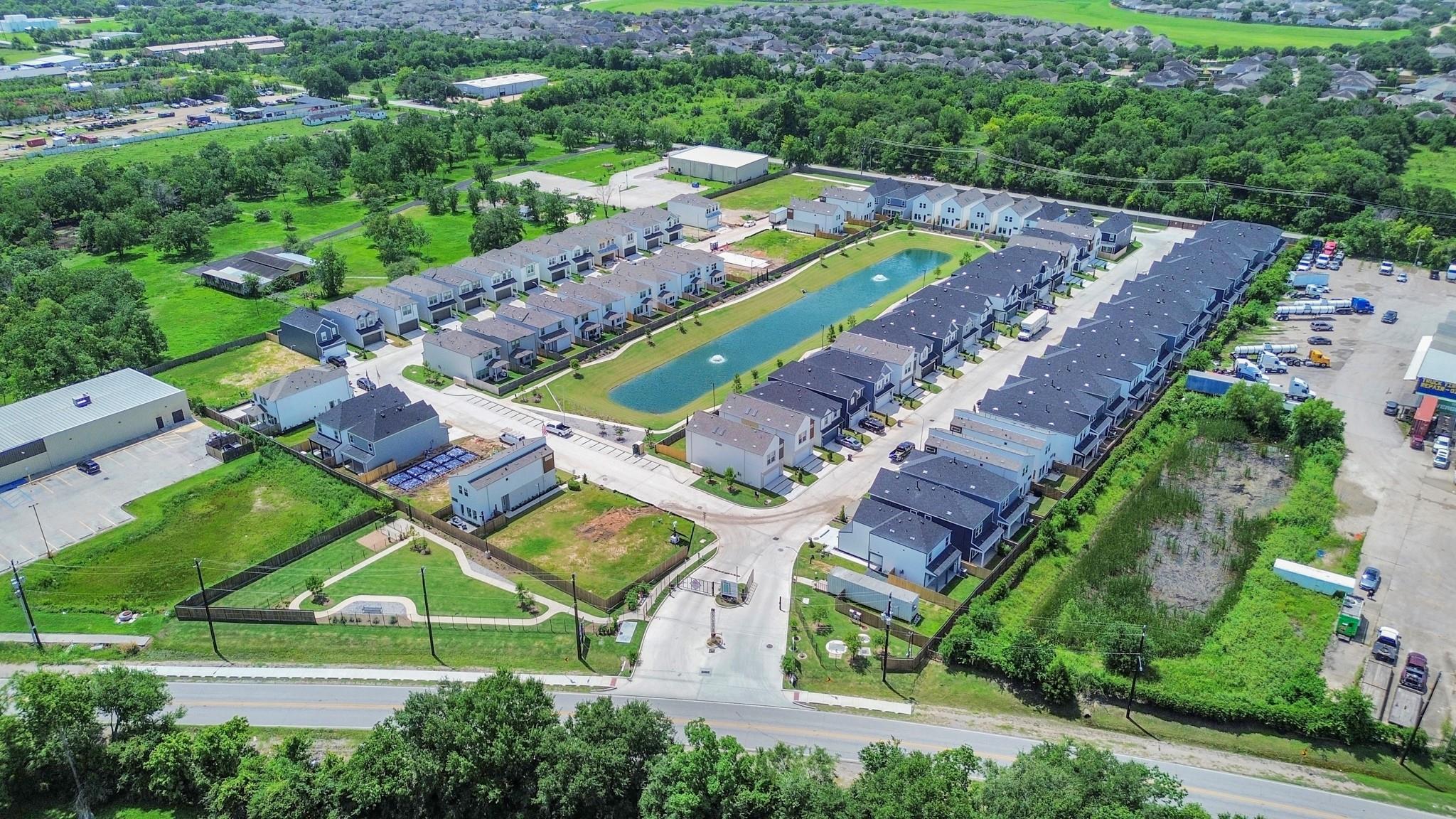 3015 Pelon Cay Drive