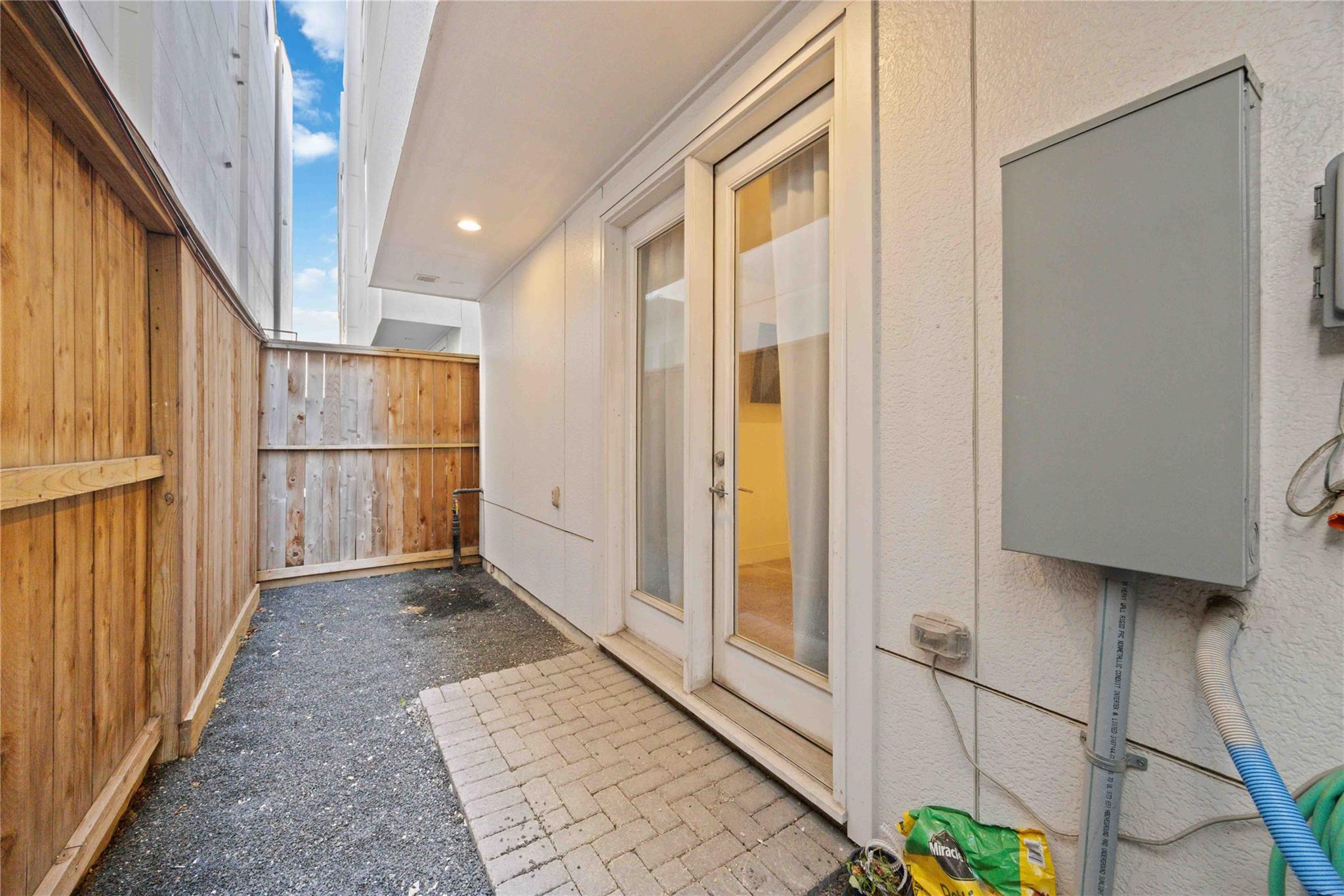 1211 Hickory Street # D