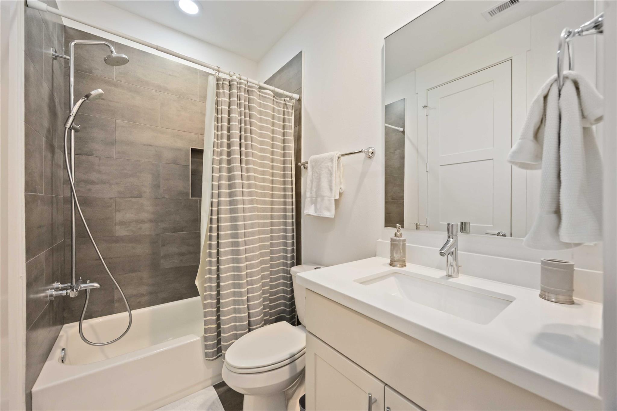 1211 Hickory Street # D