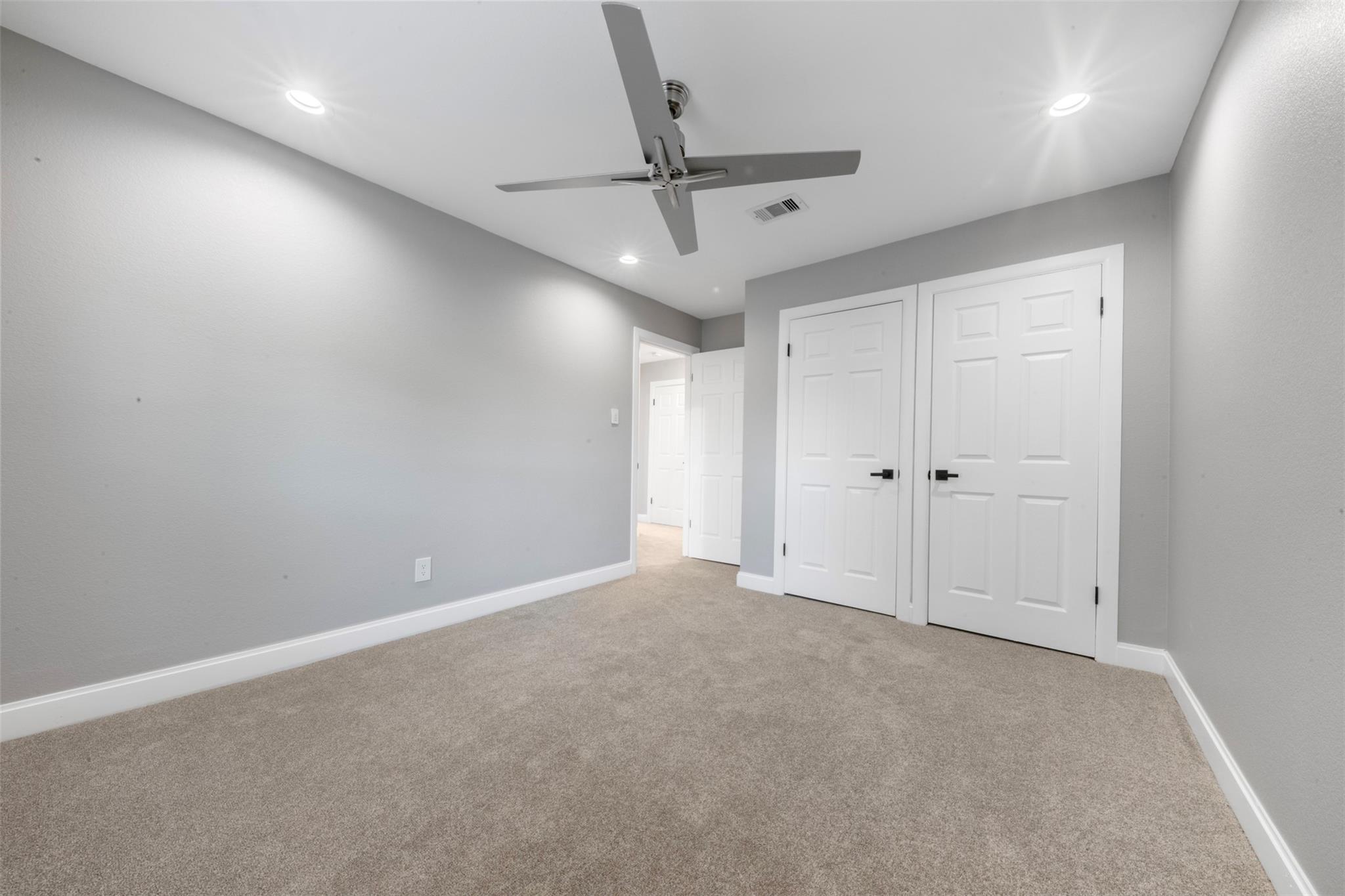 6502 Trail Valley Way