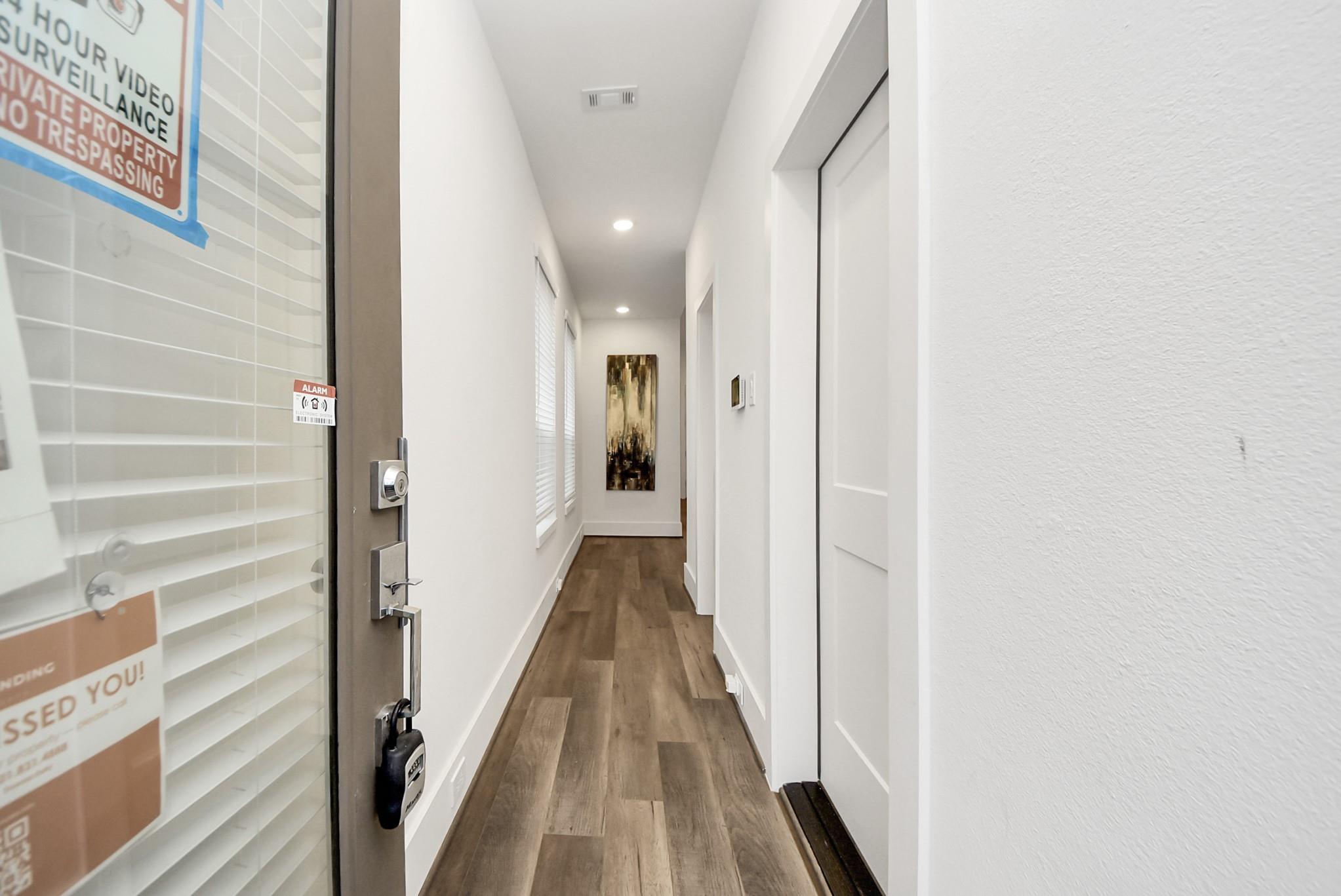 7504 Carver Road Unit: E