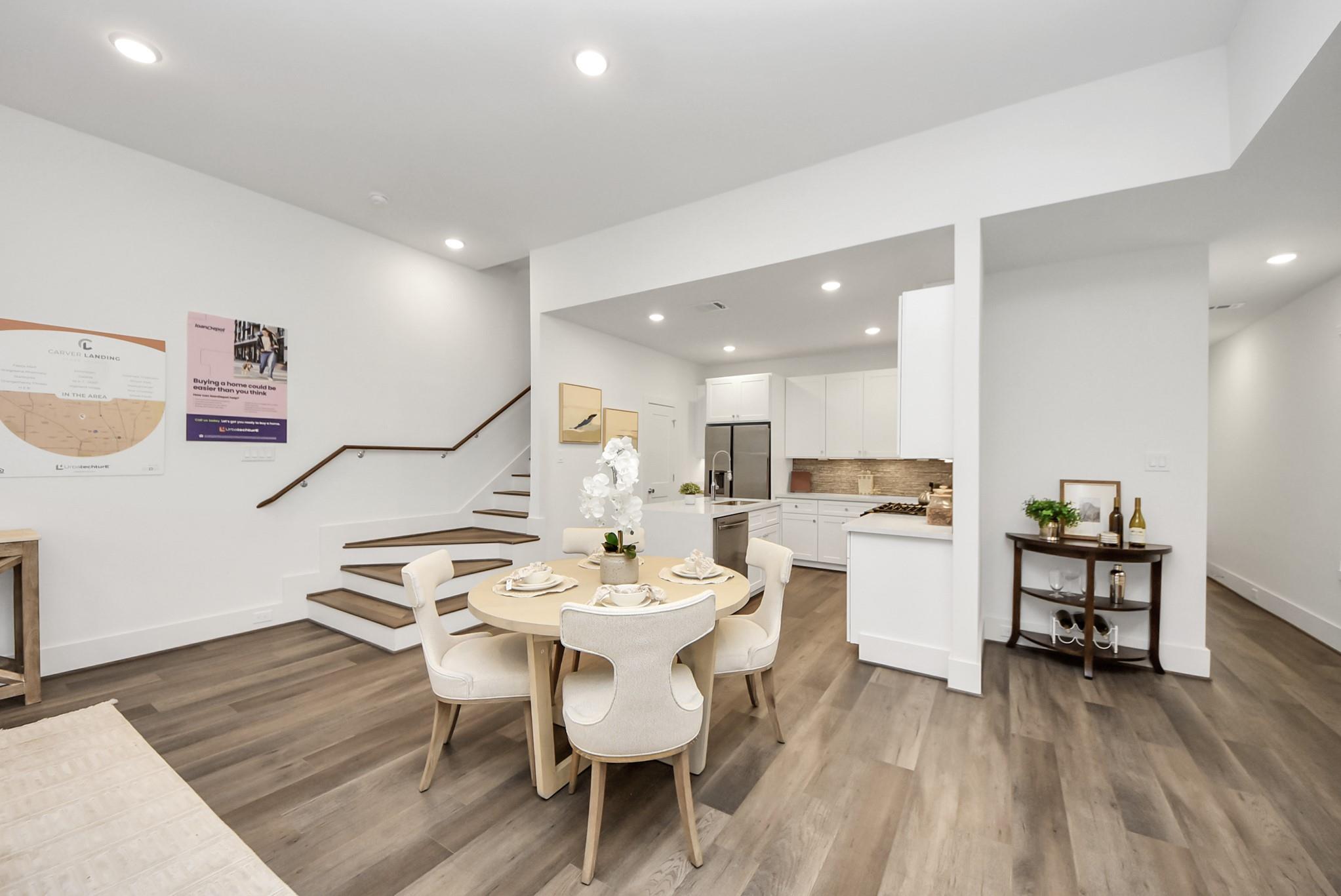 7504 Carver Road Unit: E