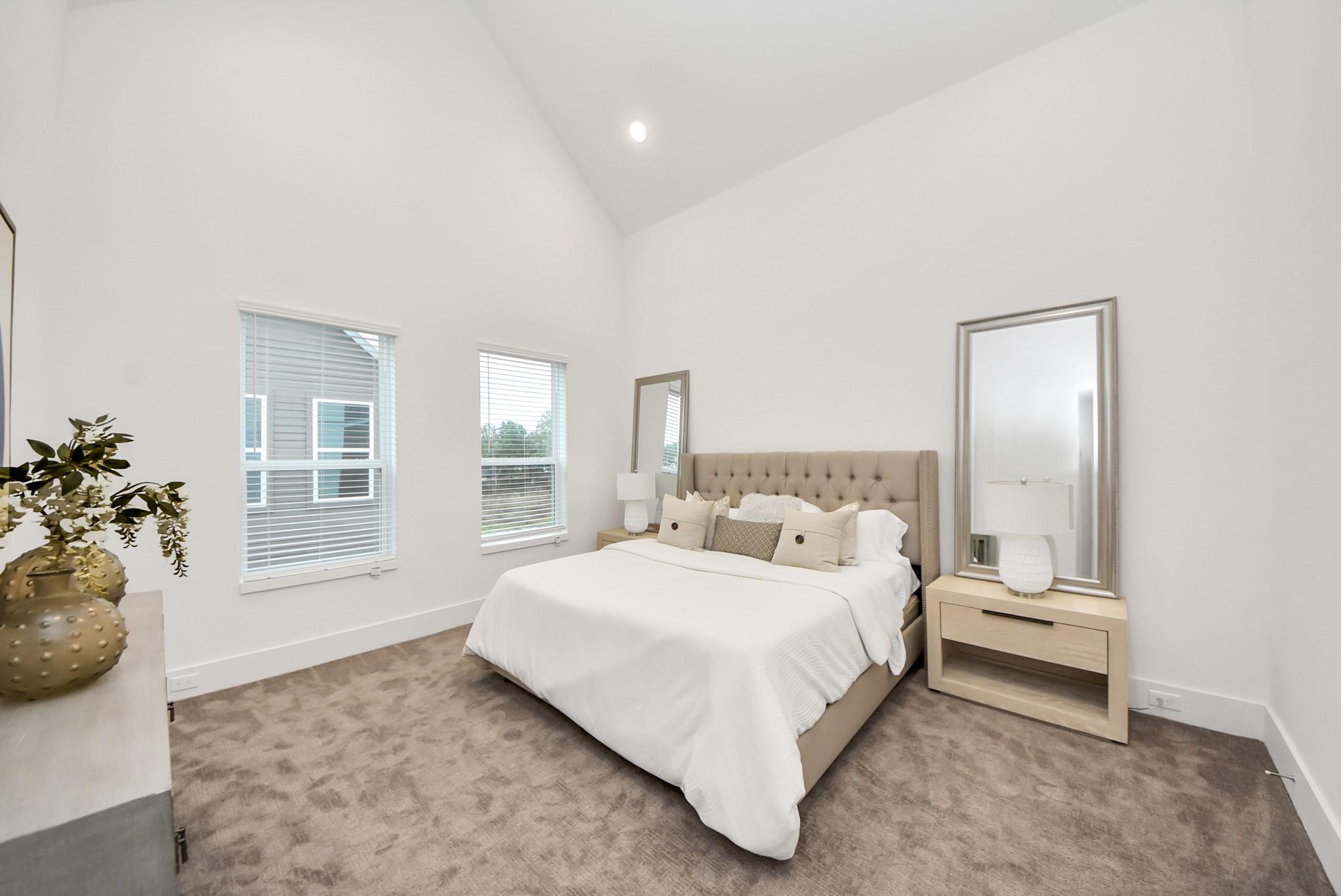 7504 Carver Road Unit: E