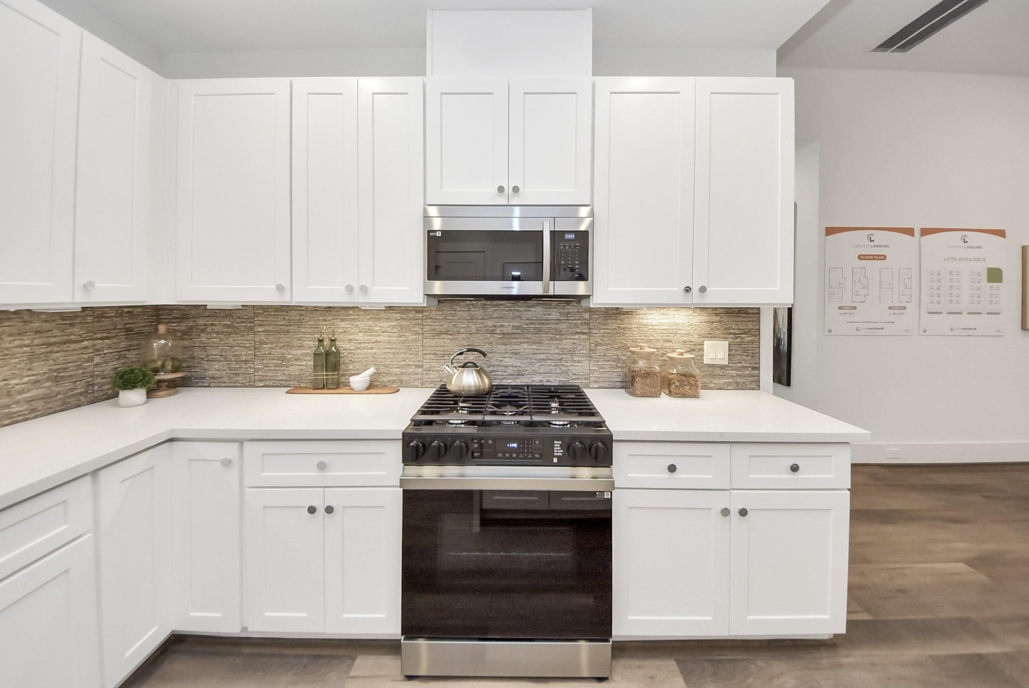 7504 Carver Road Unit: E