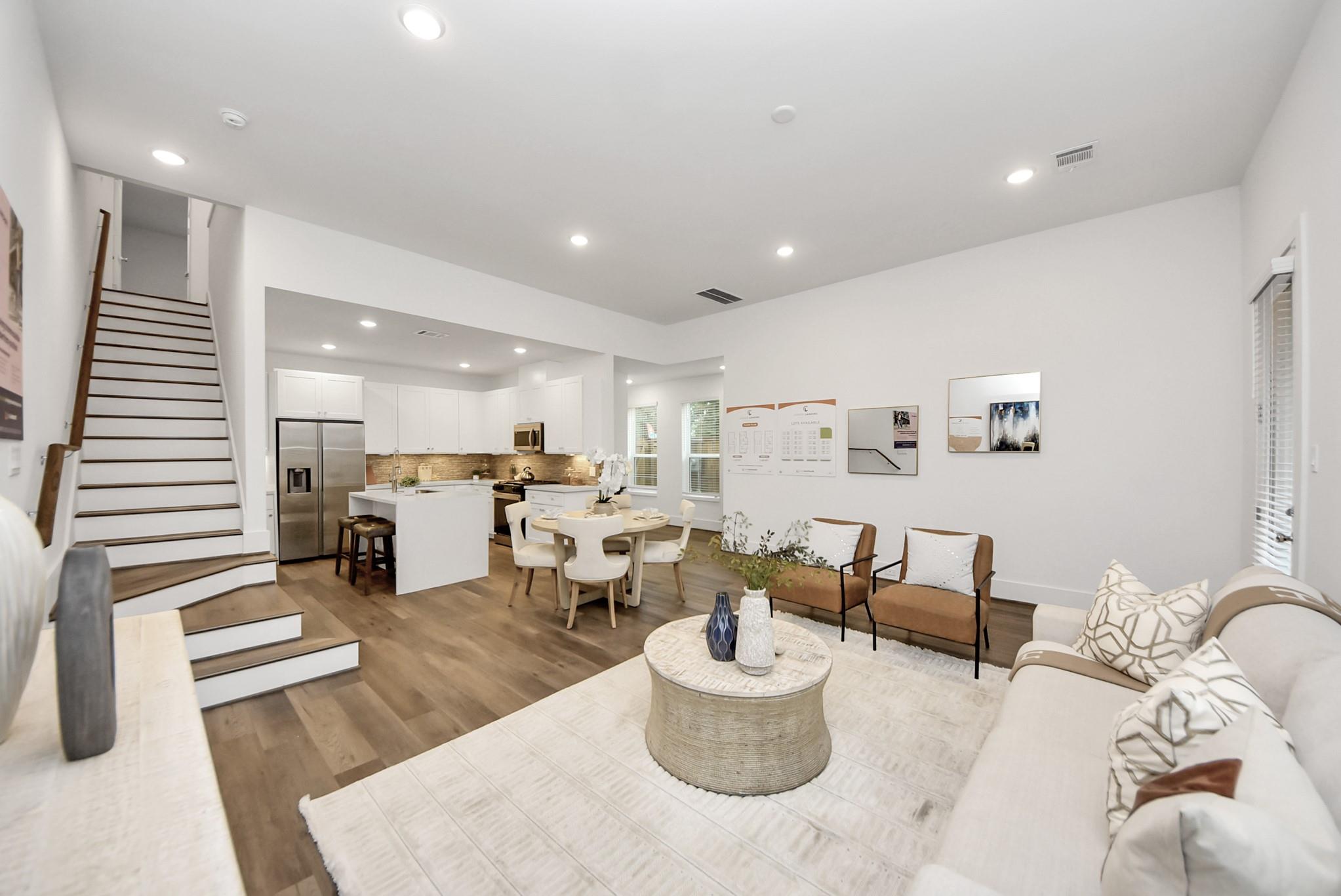 7504 Carver Road Unit: E