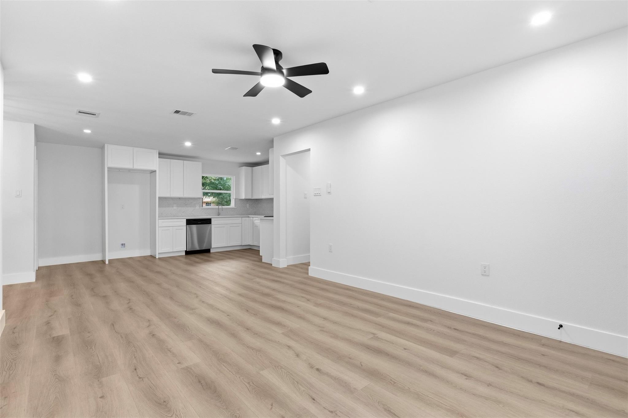 3017 Cedarcrest Drive