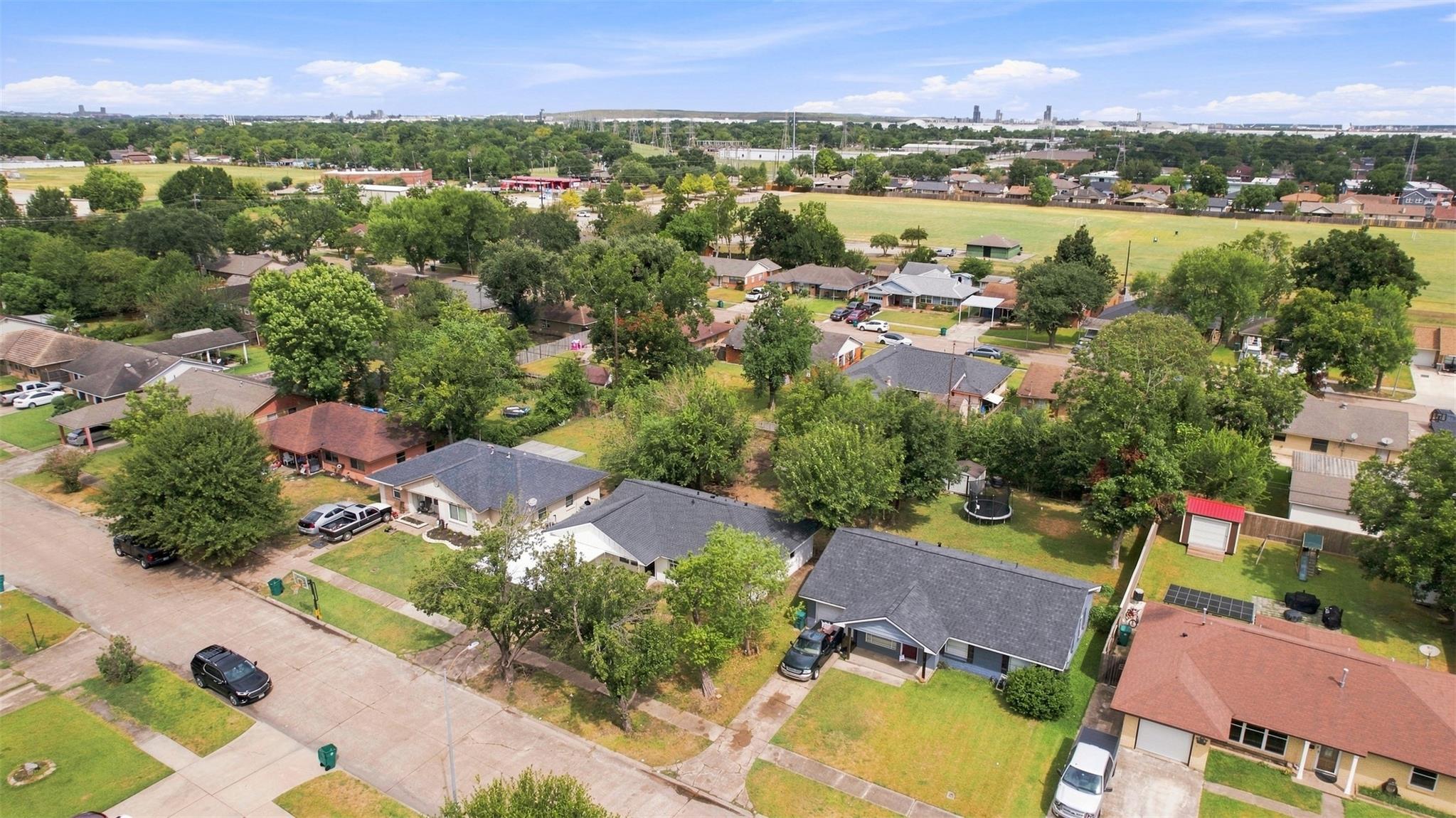 3017 Cedarcrest Drive