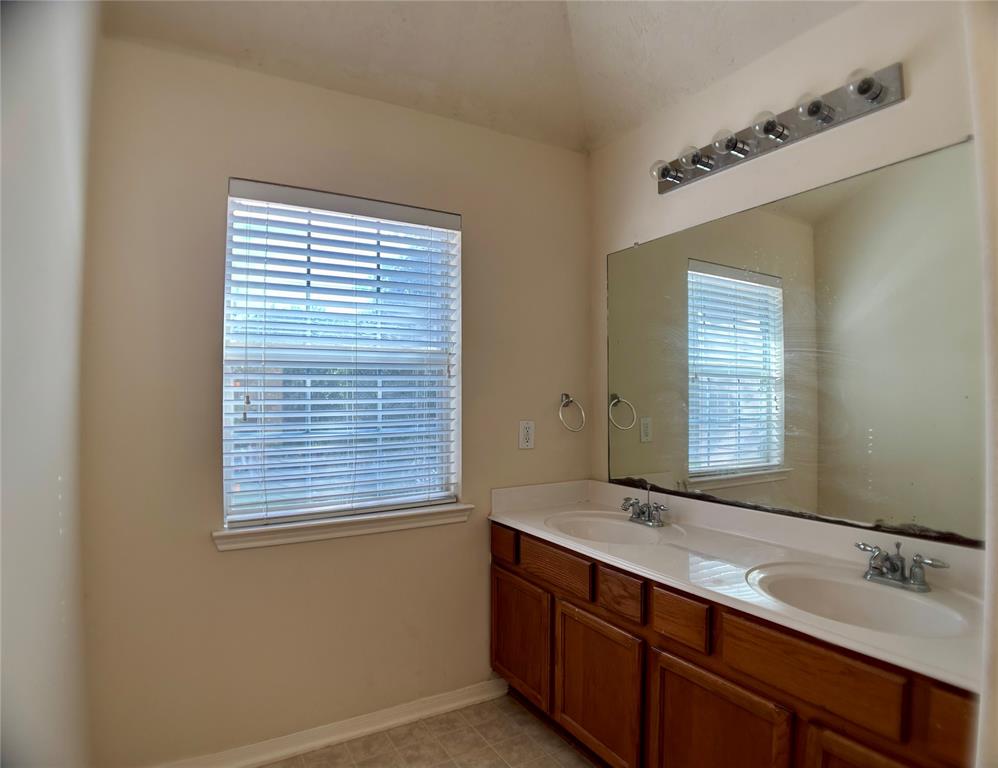 25138 Bluma Ranch Drive