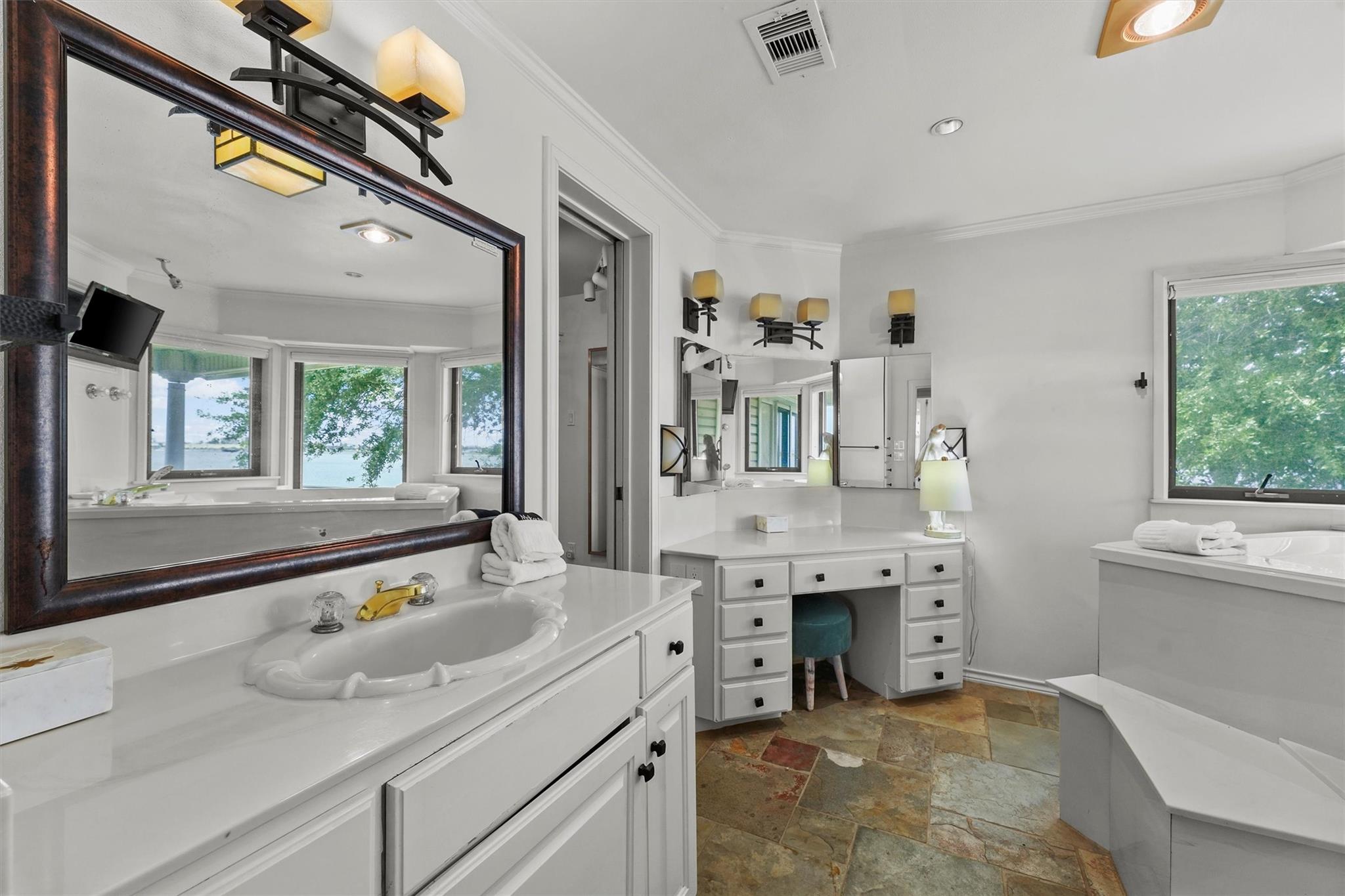 18 S Shore Drive S