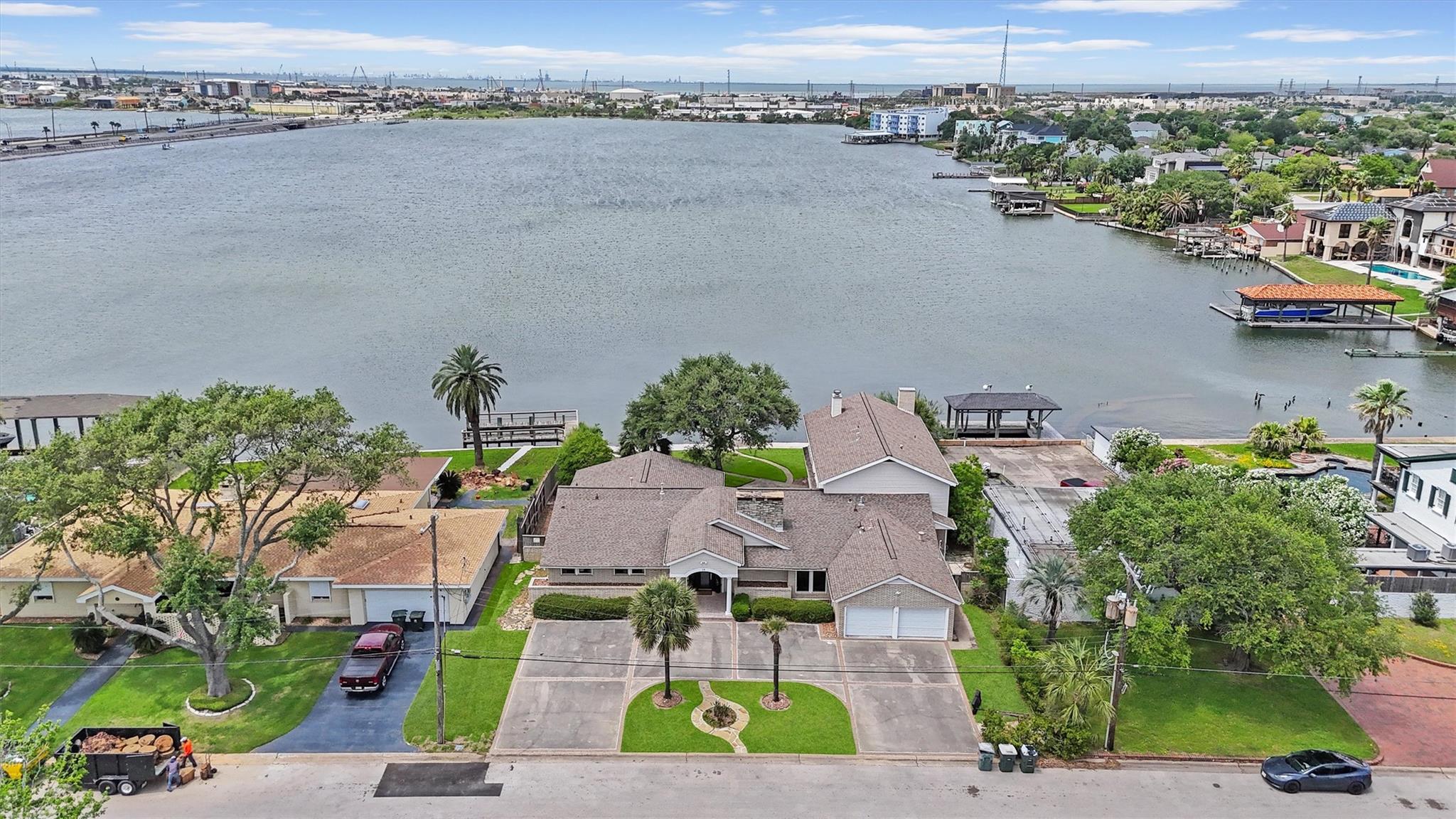 18 S Shore Drive S
