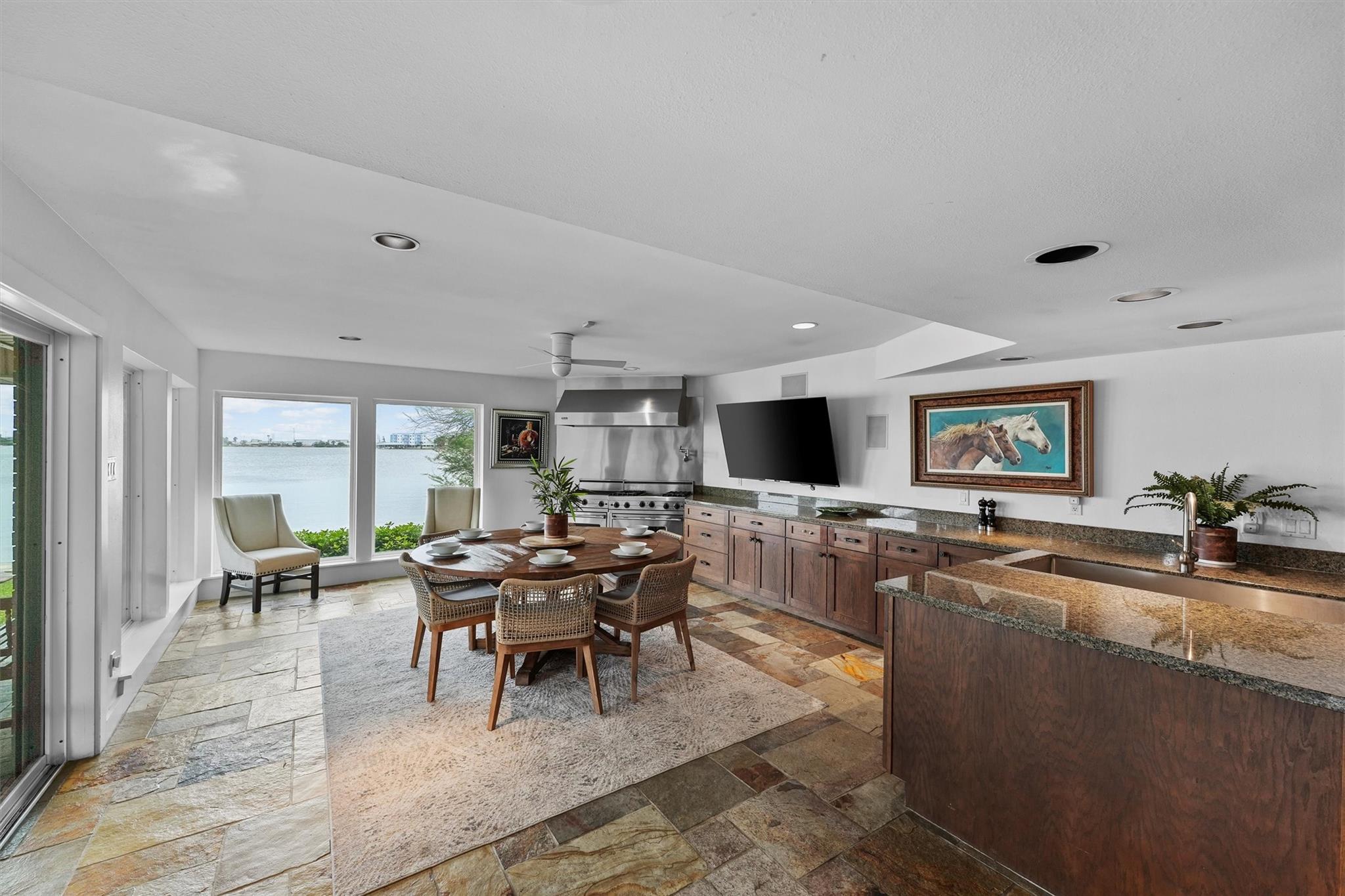 18 S Shore Drive S