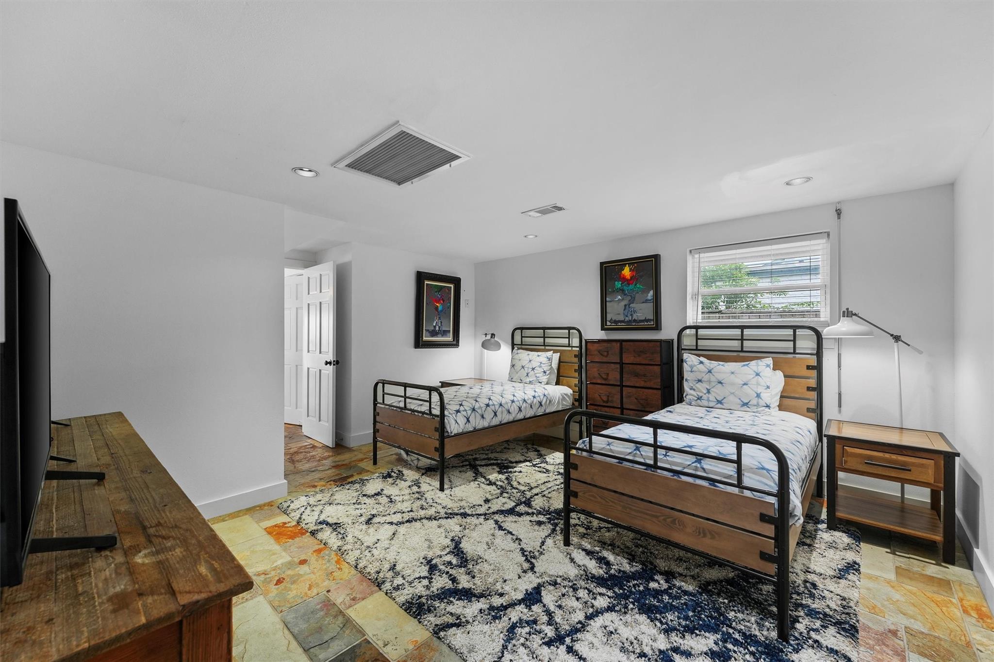 18 S Shore Drive S