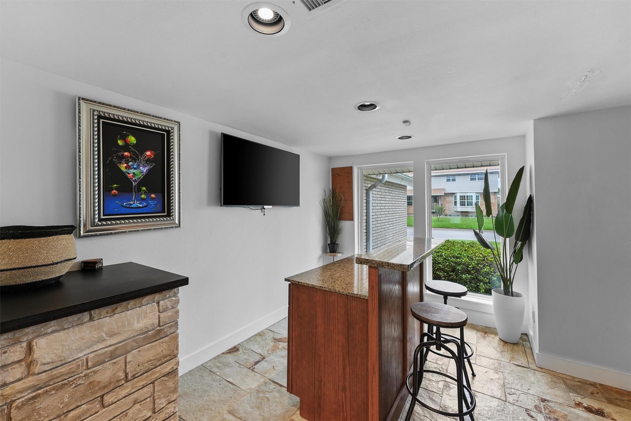 18 S Shore Drive S