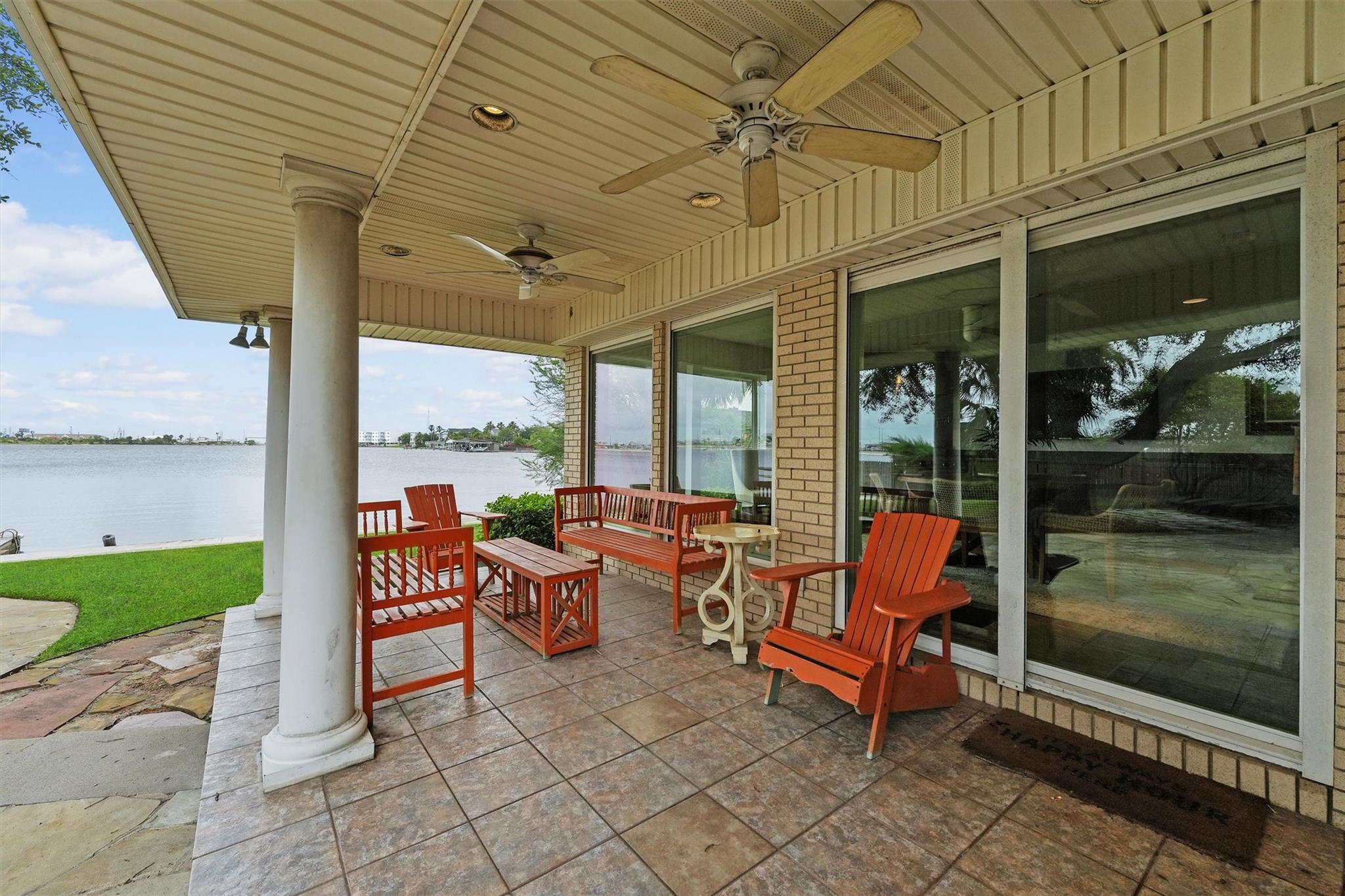 18 S Shore Drive S