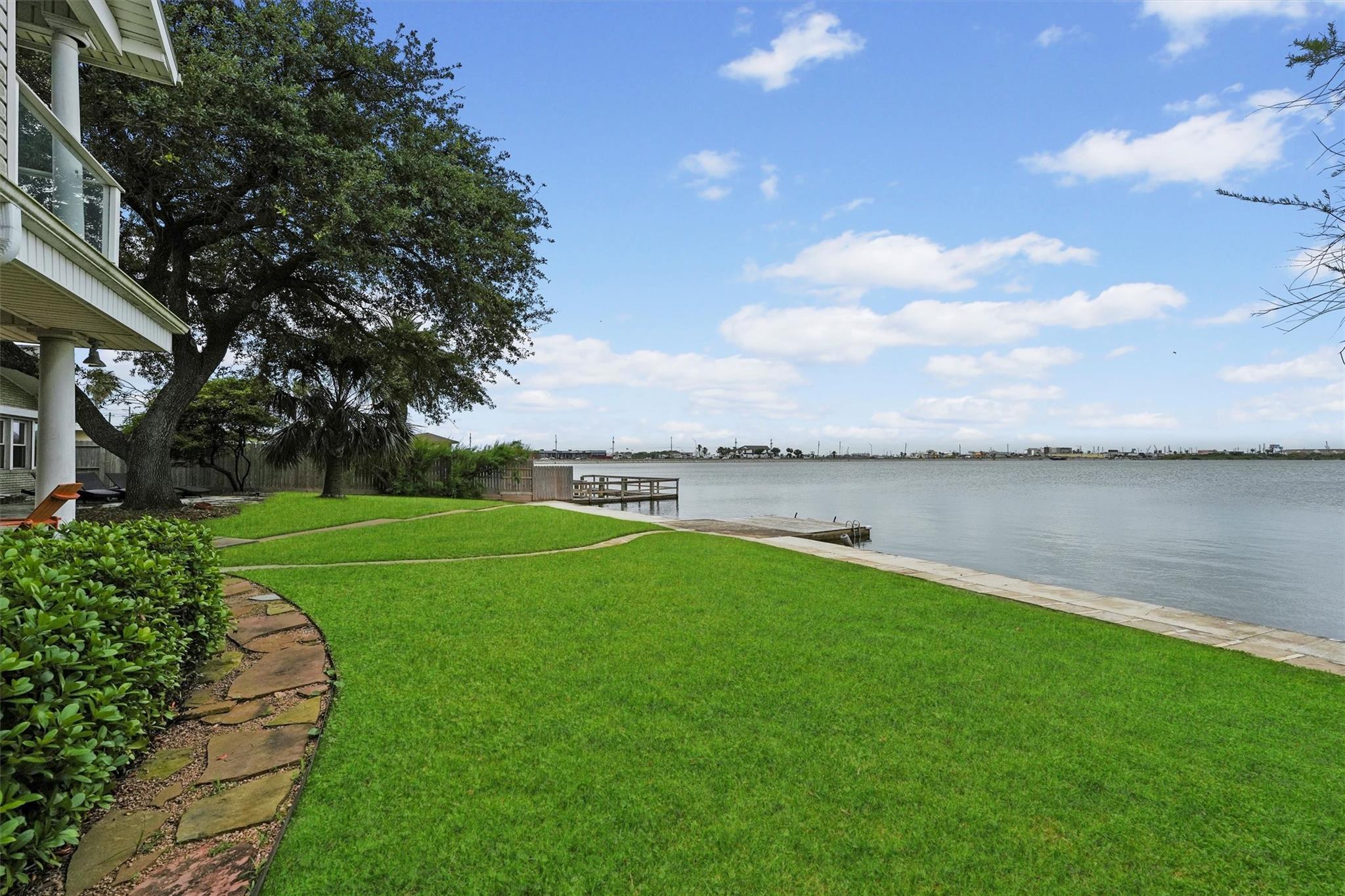 18 S Shore Drive S