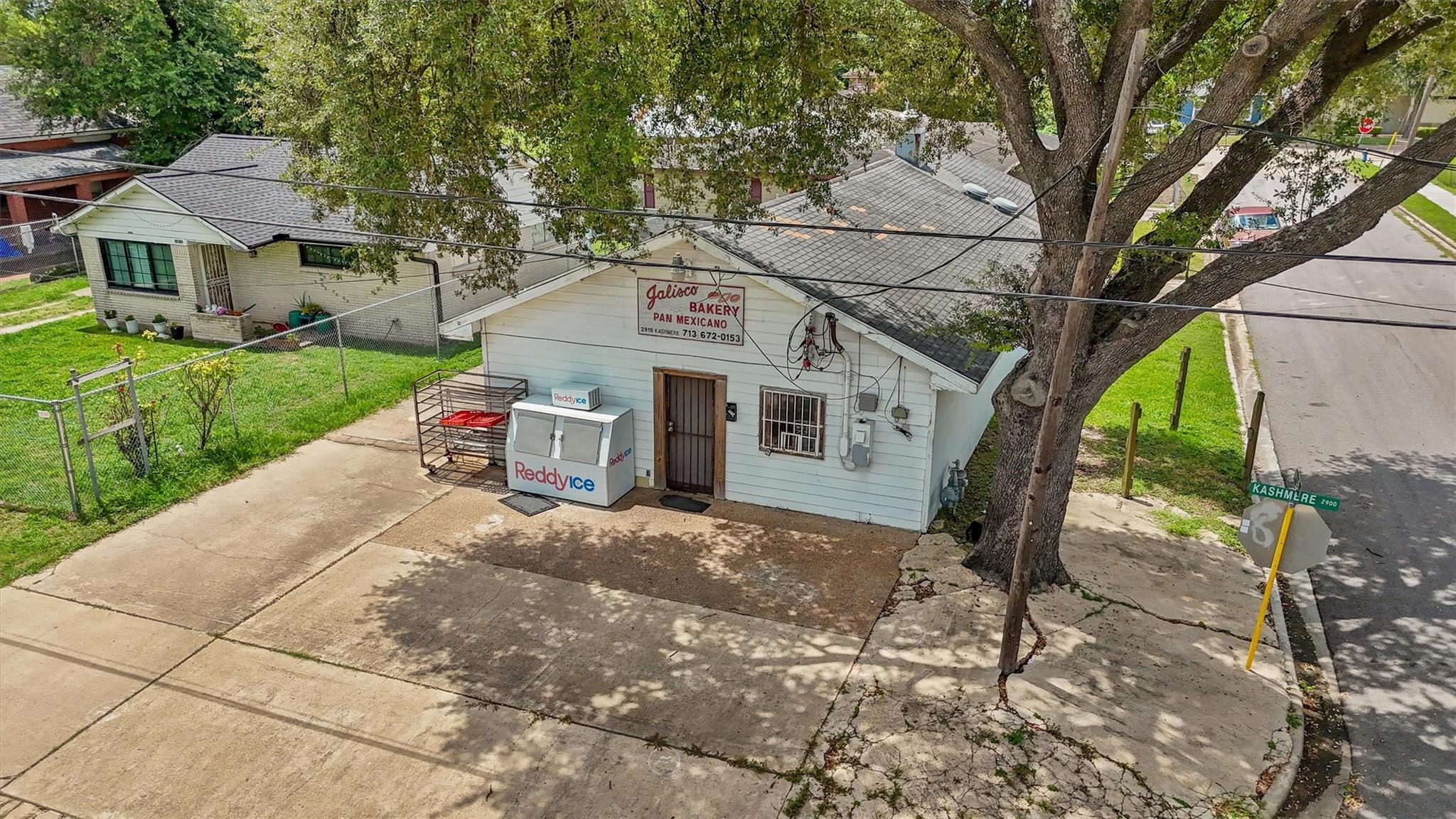 2915 Kashmere Street