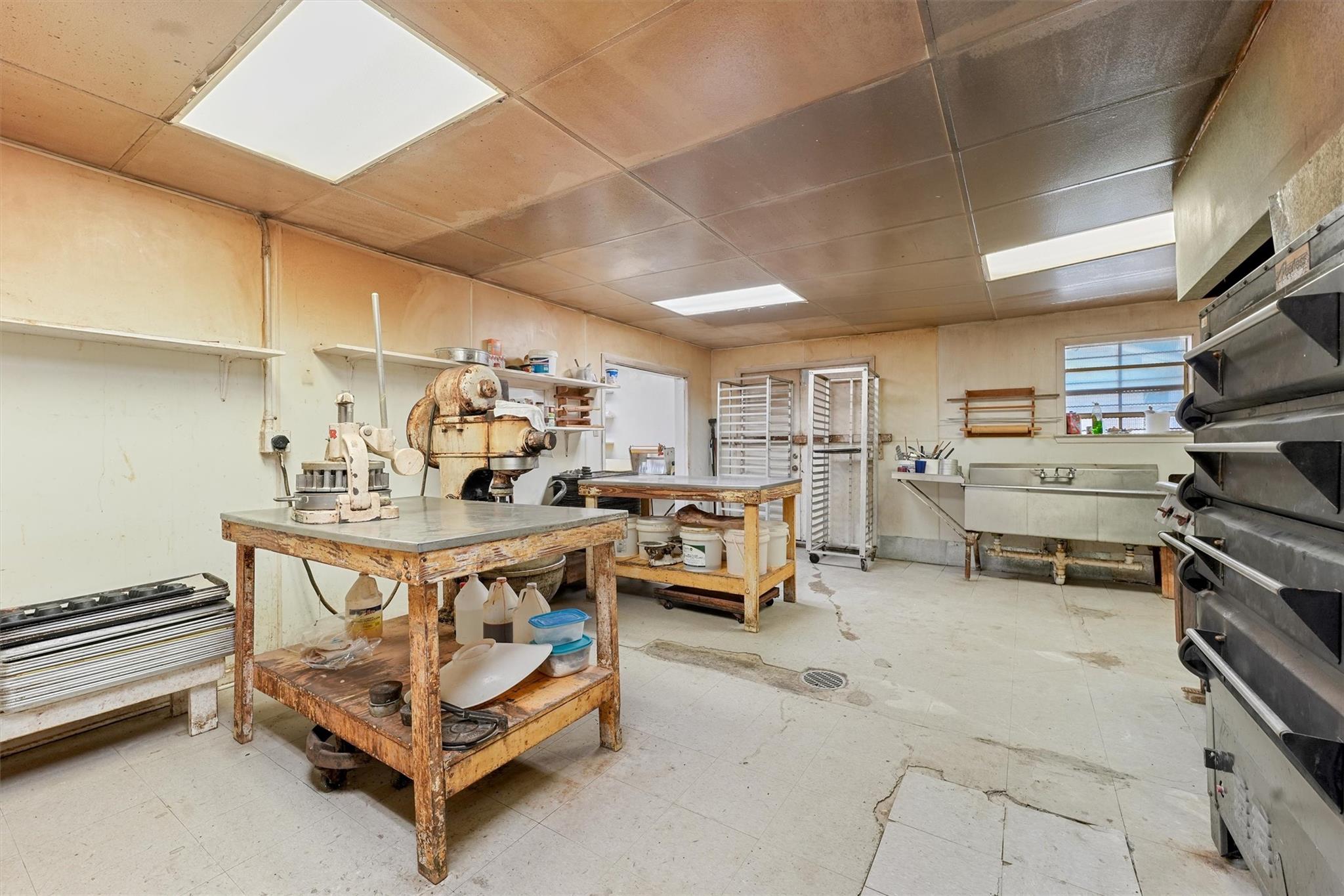 2915 Kashmere Street