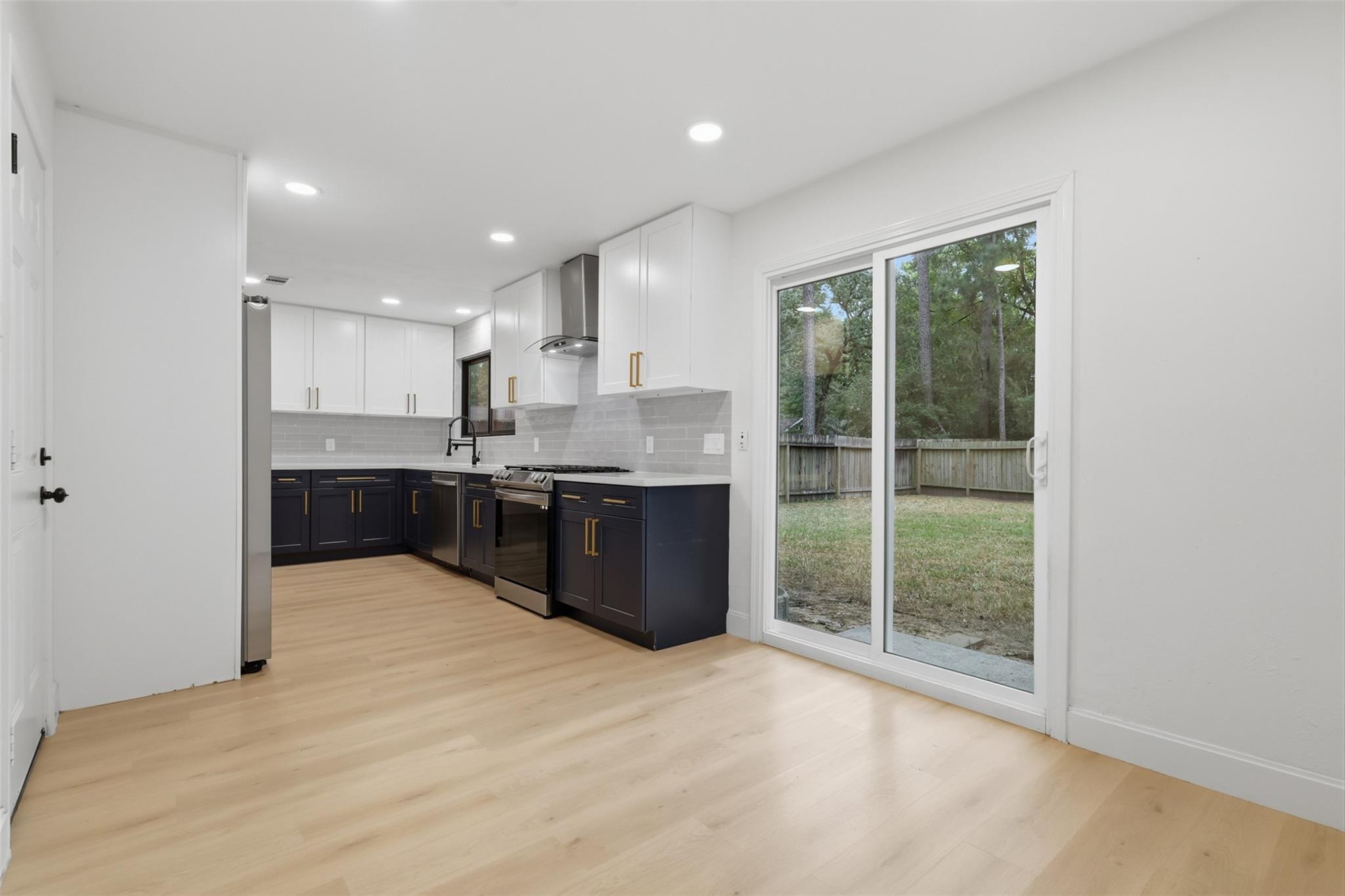 15 Cricket Hollow Place