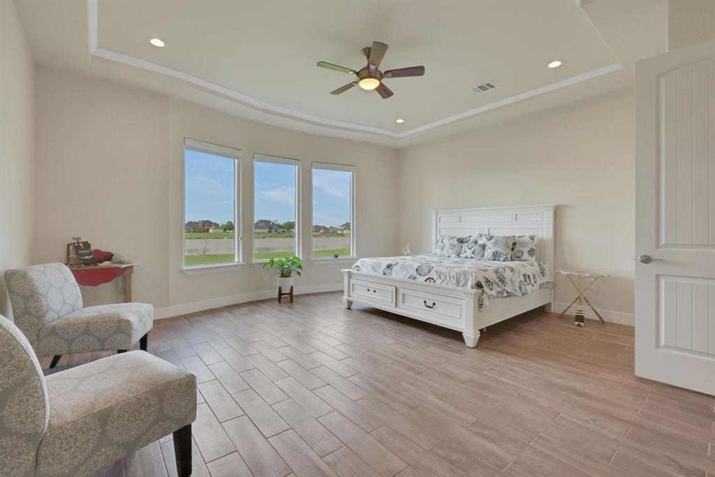 3718 Palm Crest Drive