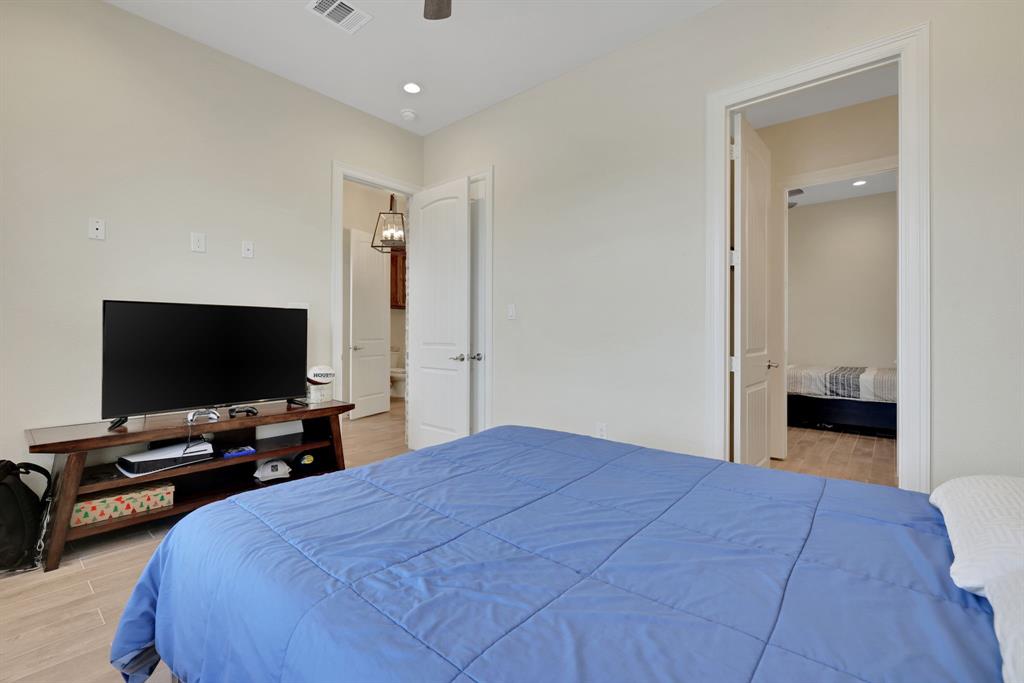 3718 Palm Crest Drive