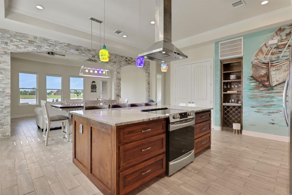 3718 Palm Crest Drive