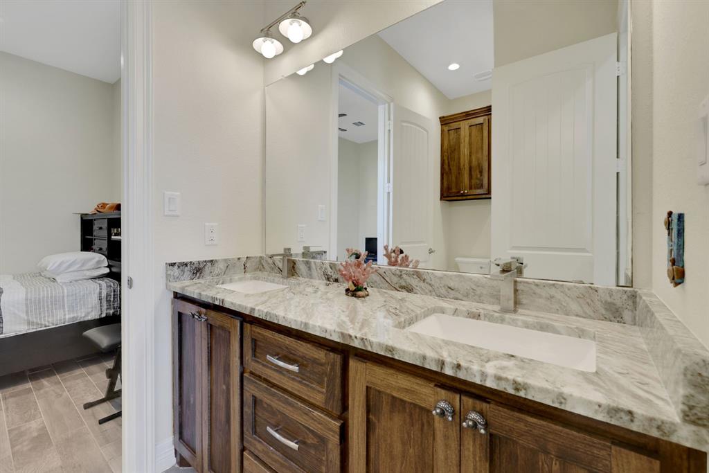 3718 Palm Crest Drive