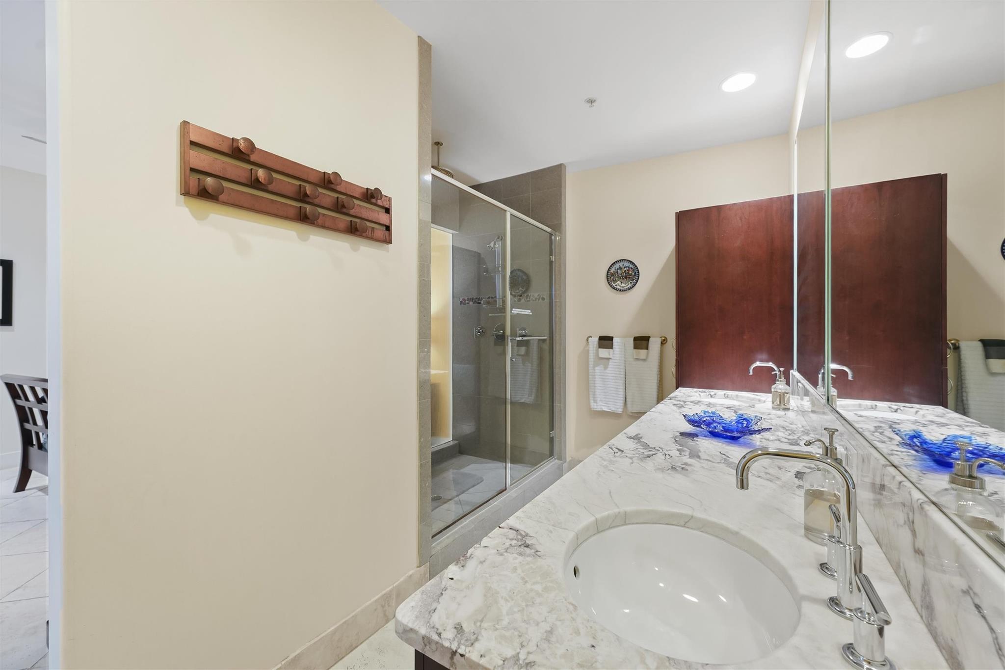 10327 Termini San Luis Pass Road # 611