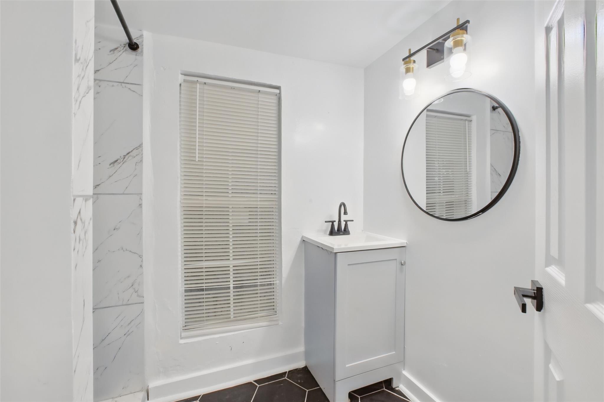 4705 A&B Pease Street