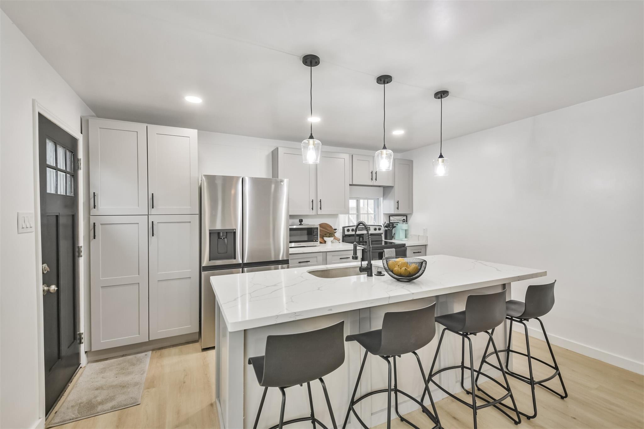 4705 A&B Pease Street