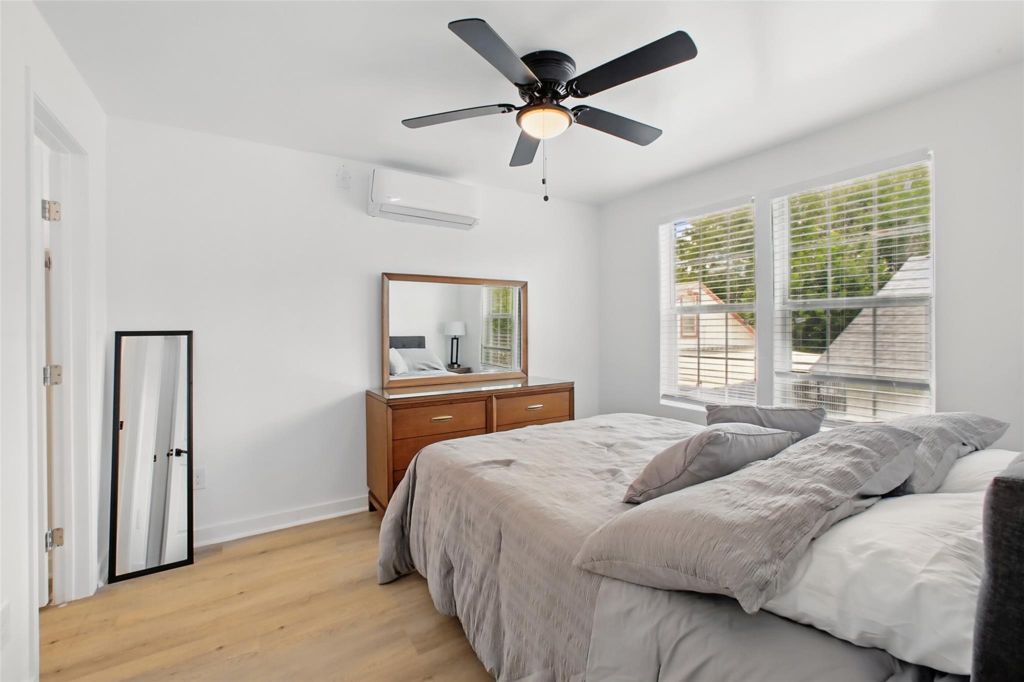 4705 A&B Pease Street