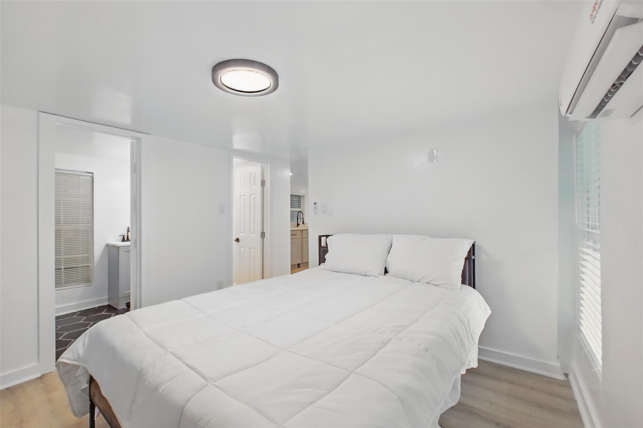 4705 A&B Pease Street