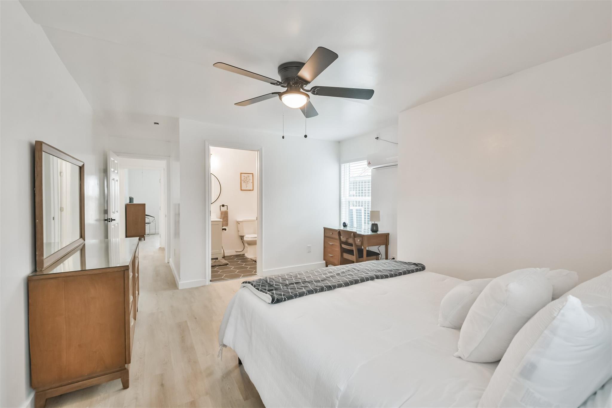 4705 A&B Pease Street