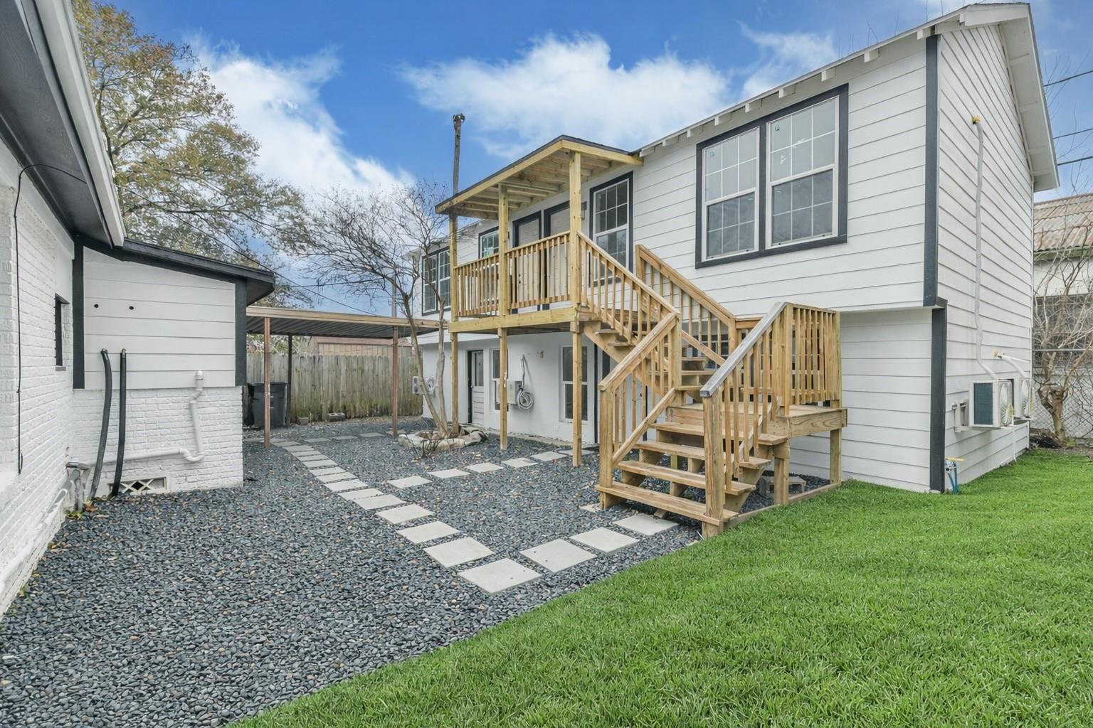 4705 A&B Pease Street