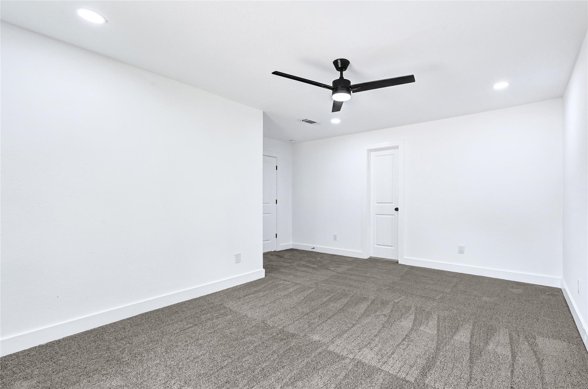 3304 Thornwood Drive