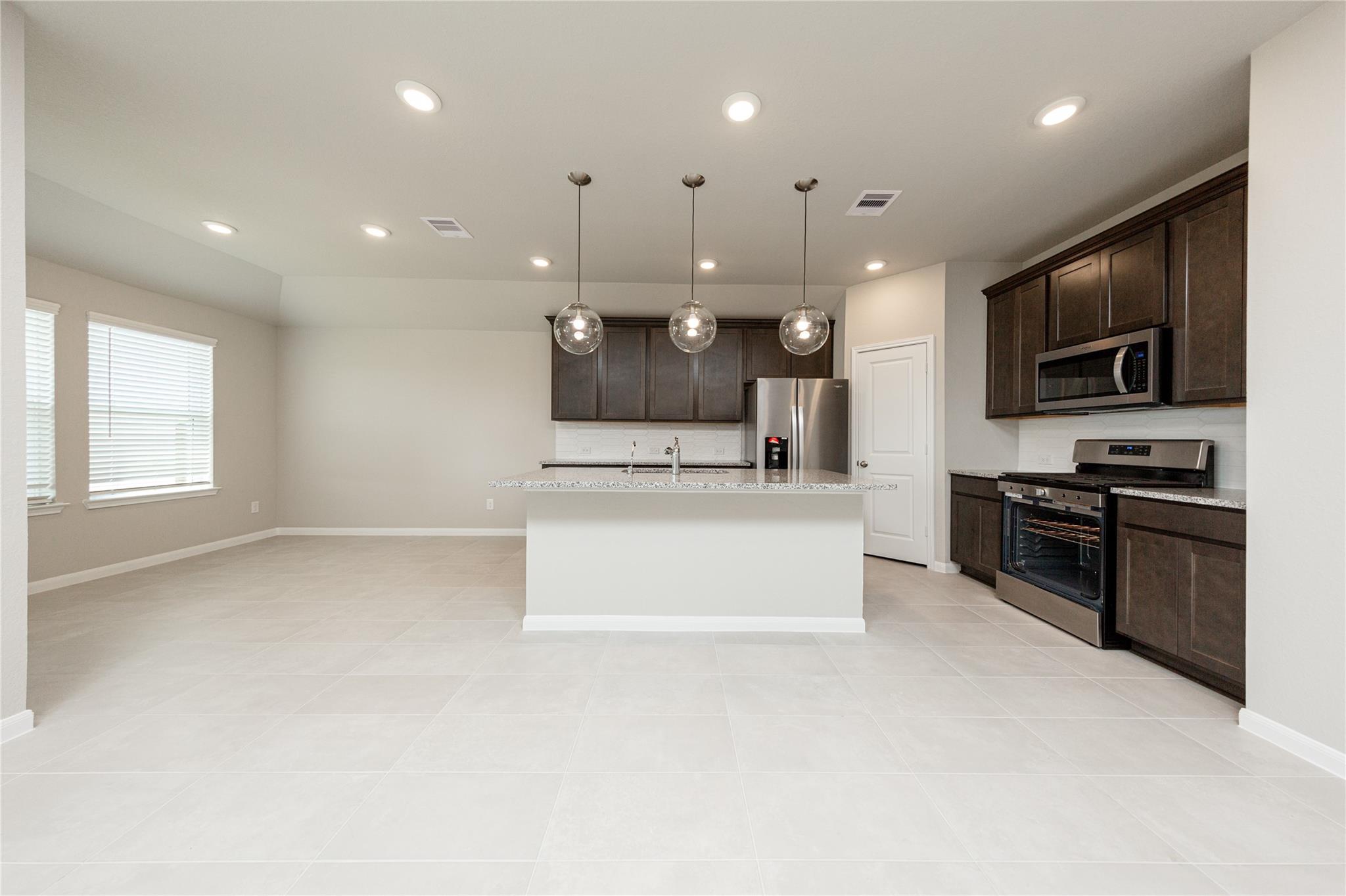 235 Orchard Laurel Drive, Alvin