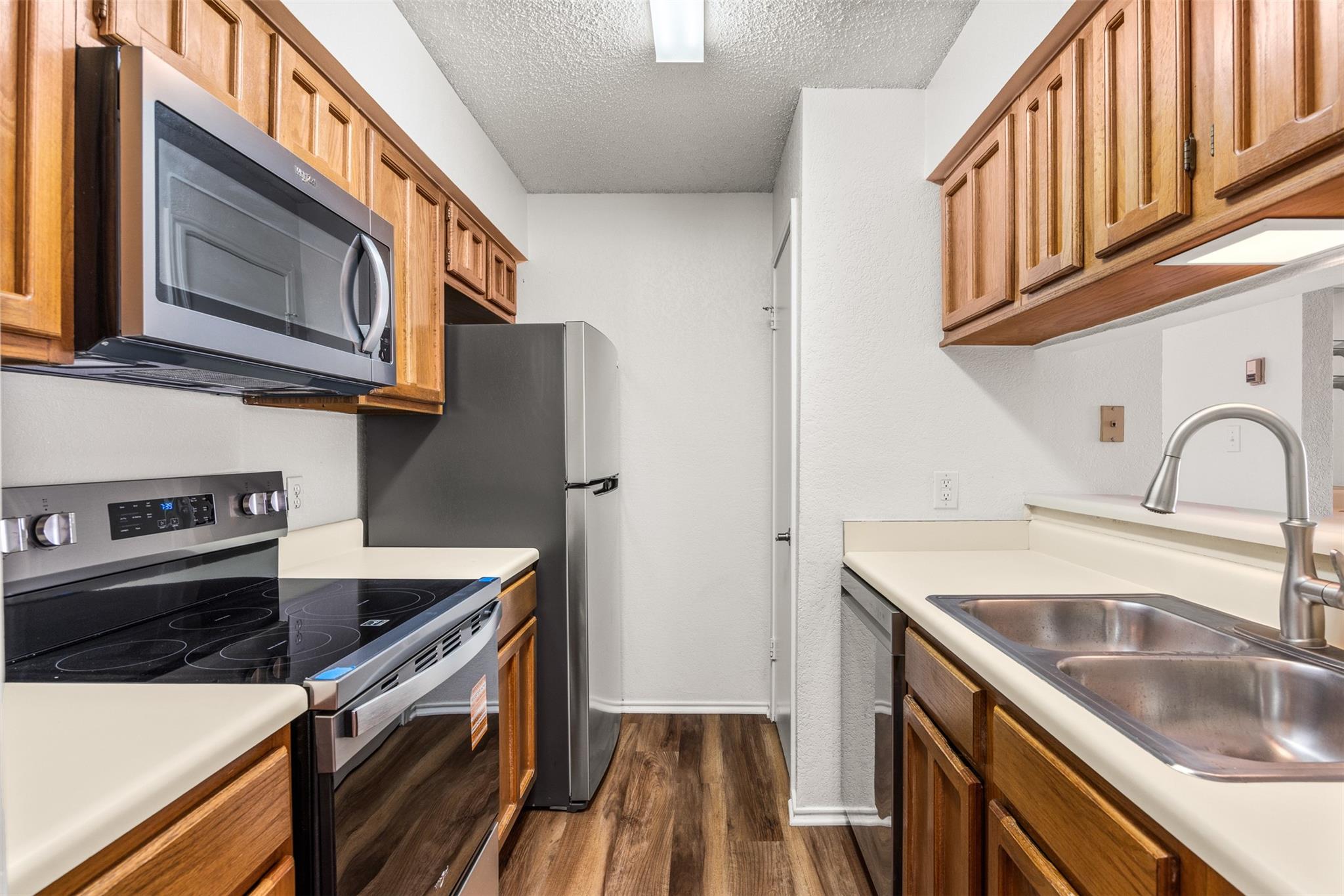 1202 Thorpe Lane # 612