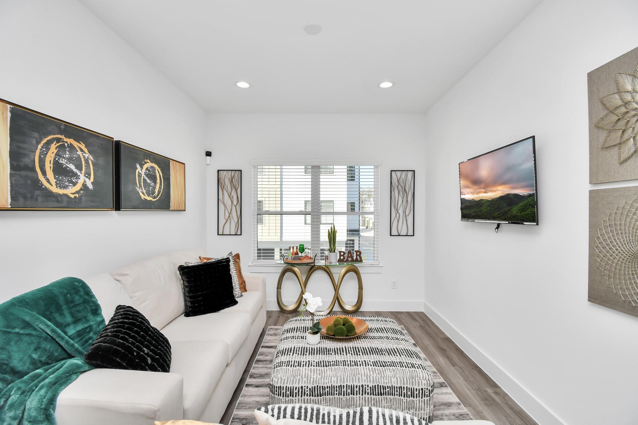 200 Laverne Willow Lane # B