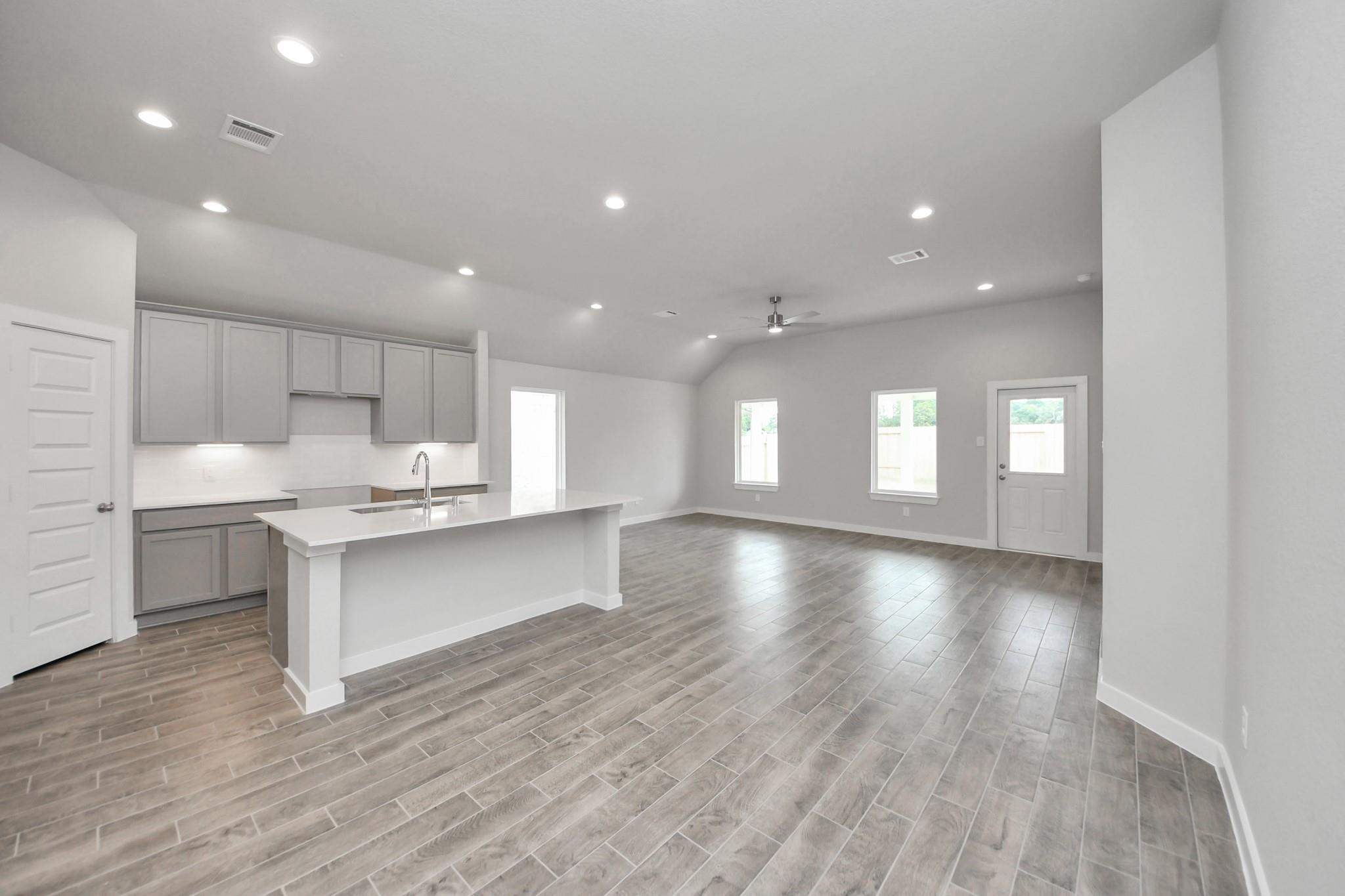 11818 Royal Willow Lane