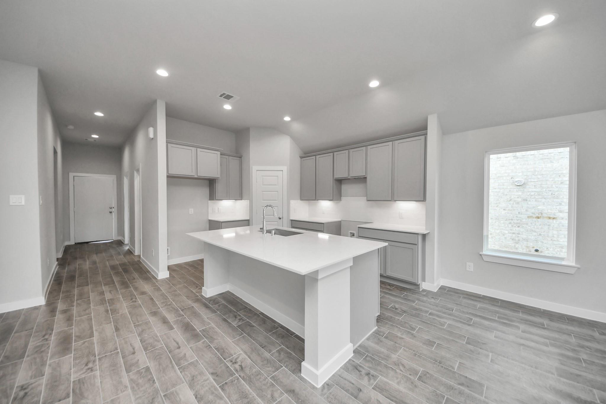 11818 Royal Willow Lane