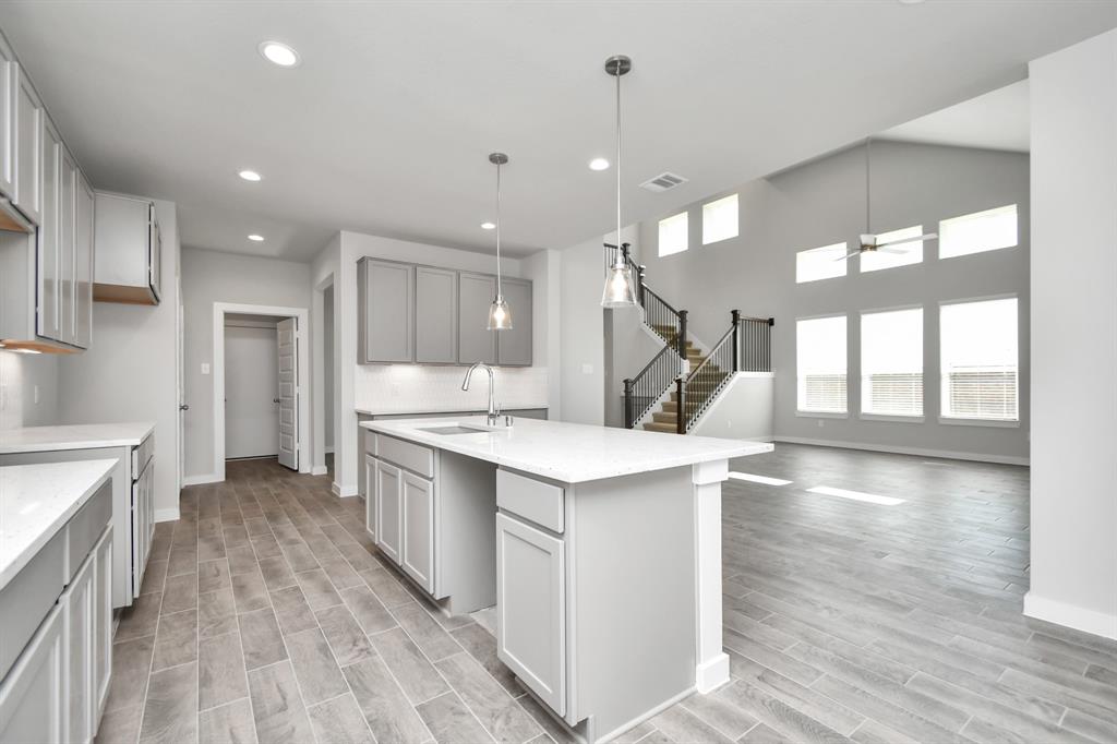 18211 Walnut Canopy Way