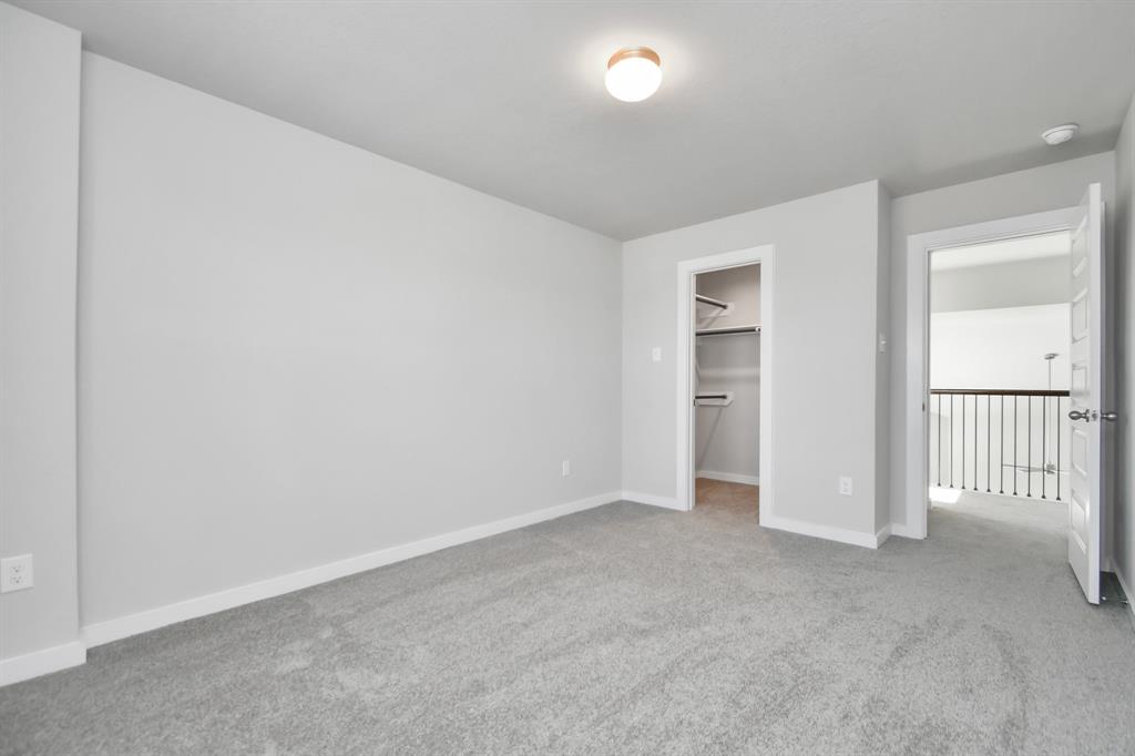 18211 Walnut Canopy Way