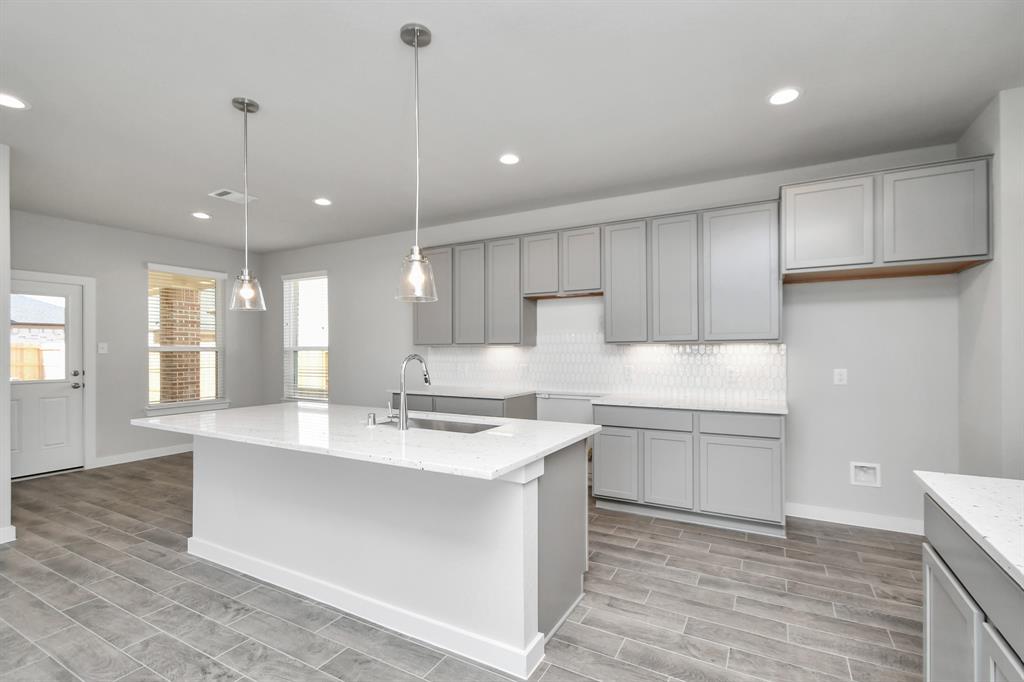 18211 Walnut Canopy Way