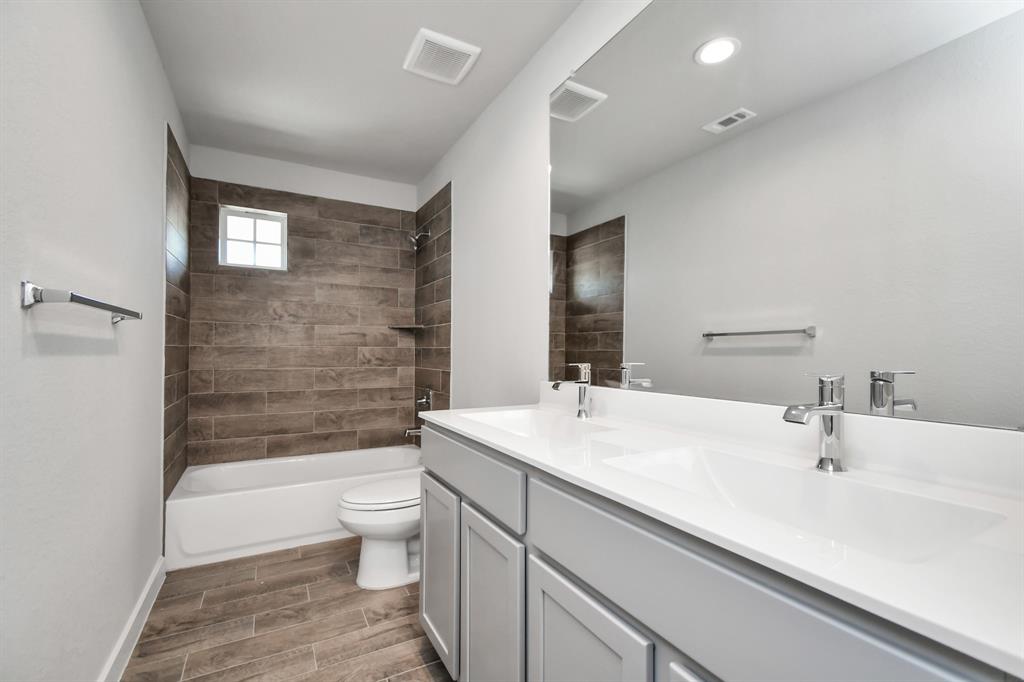 18211 Walnut Canopy Way