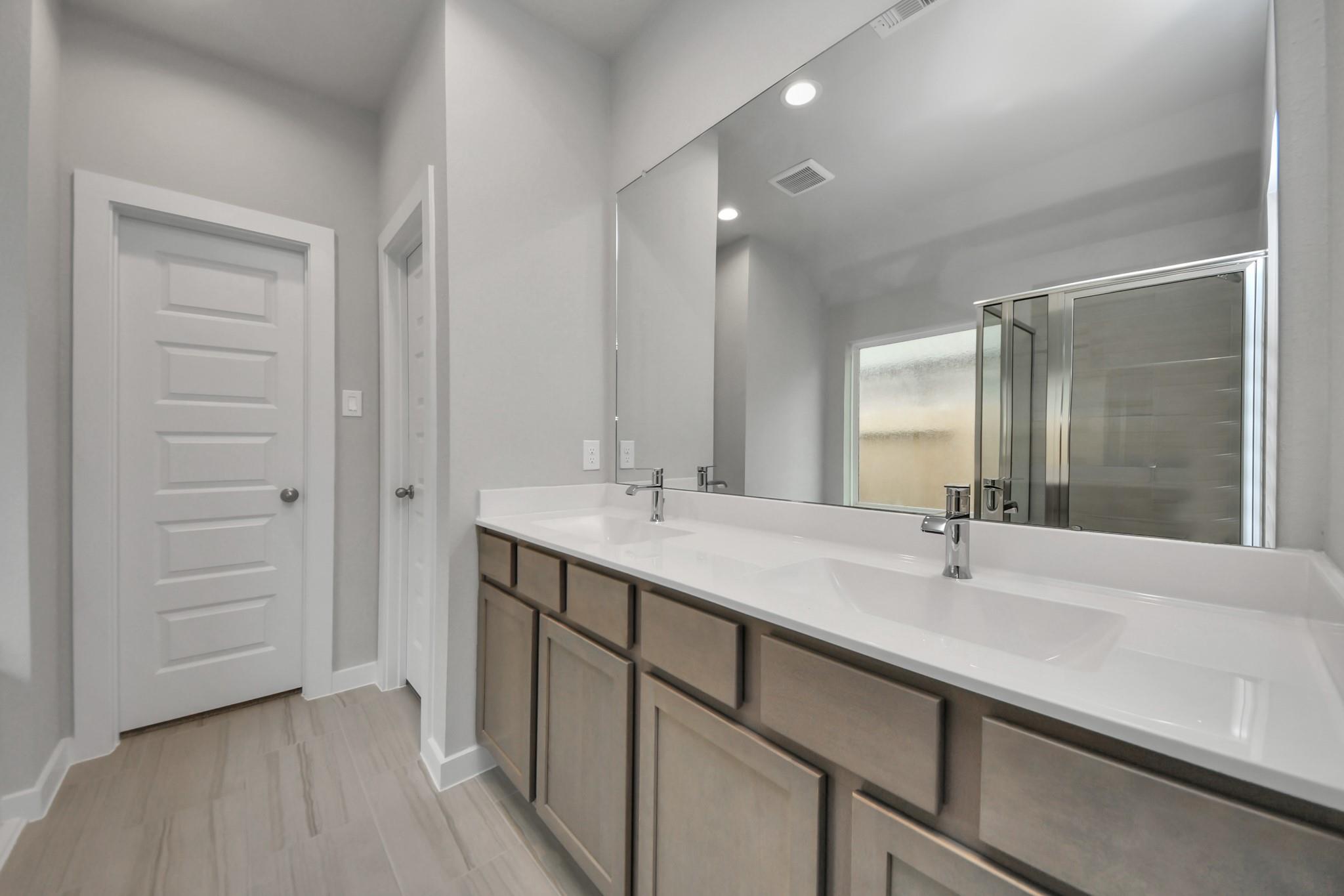 11118 Rose River Drive