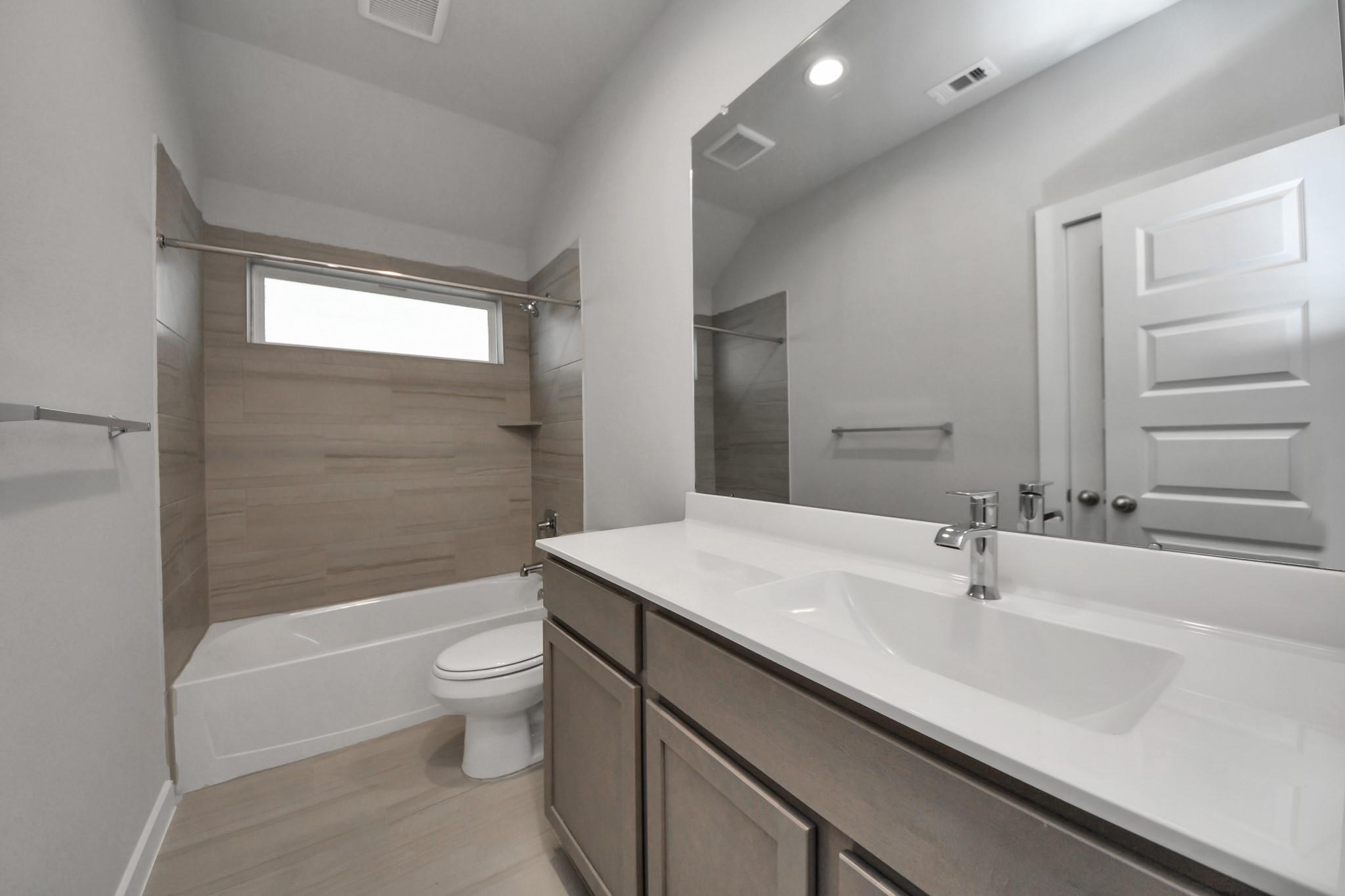 11118 Rose River Drive