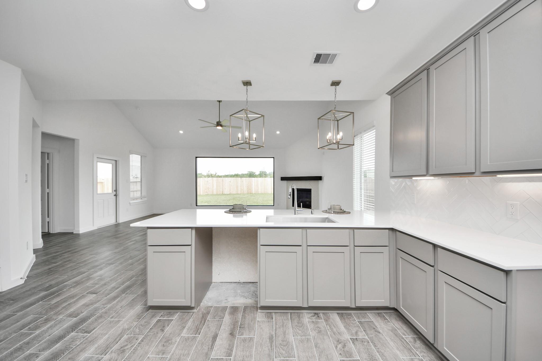 315 Ice Shore Trail