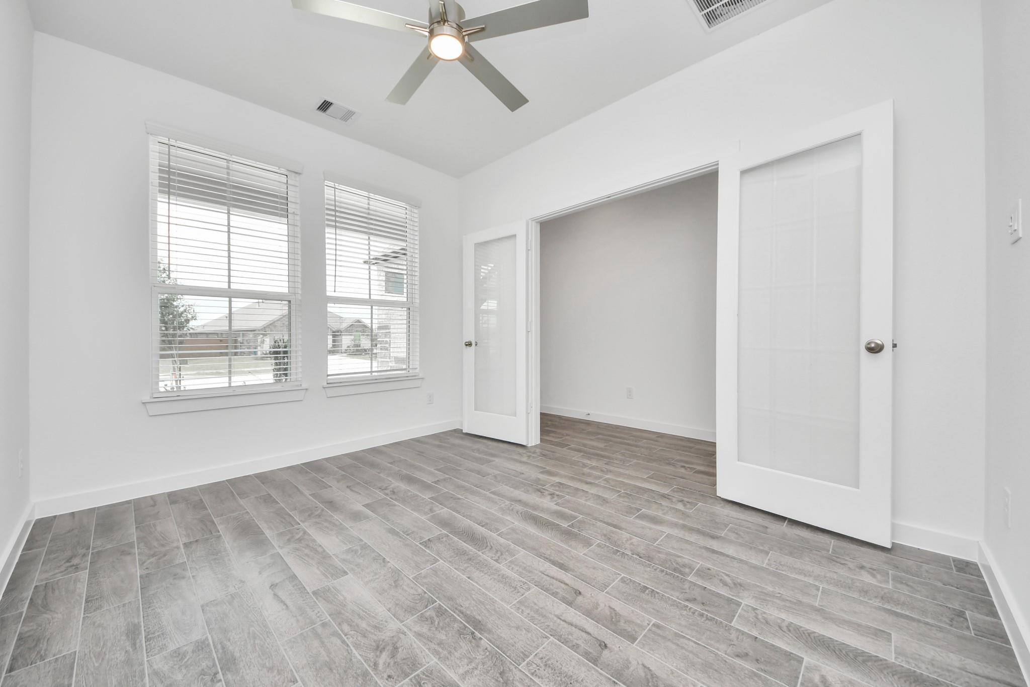 315 Ice Shore Trail